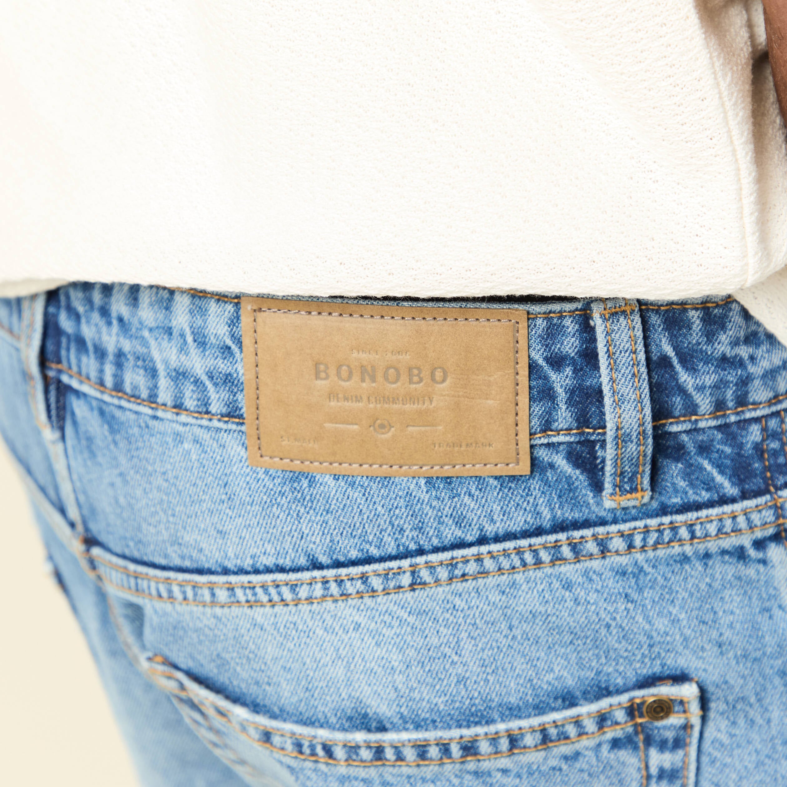 Jeans straight longueur 32 en coton denim stone homme