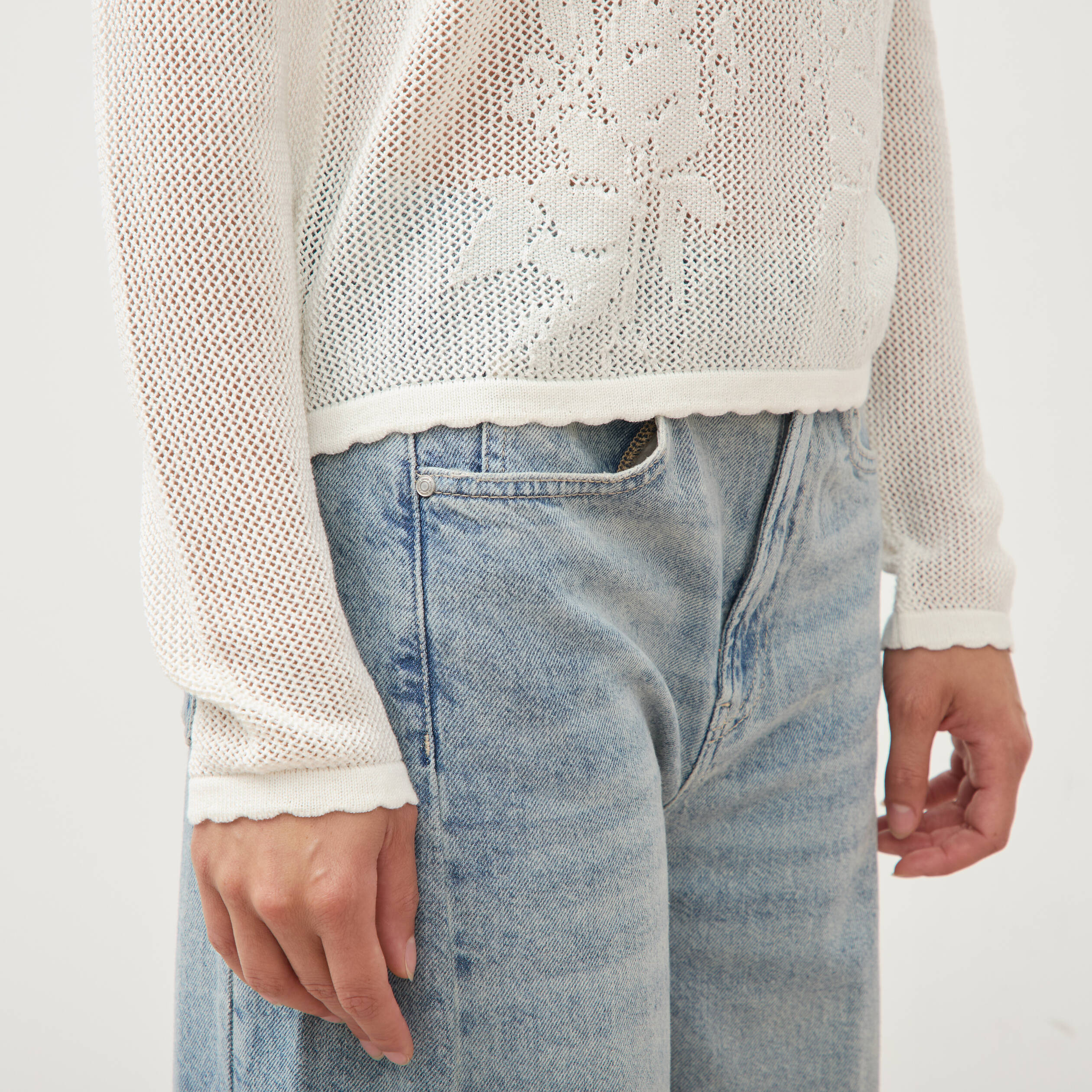 Pull ajour&eacute; col rond manches longues ecru femme