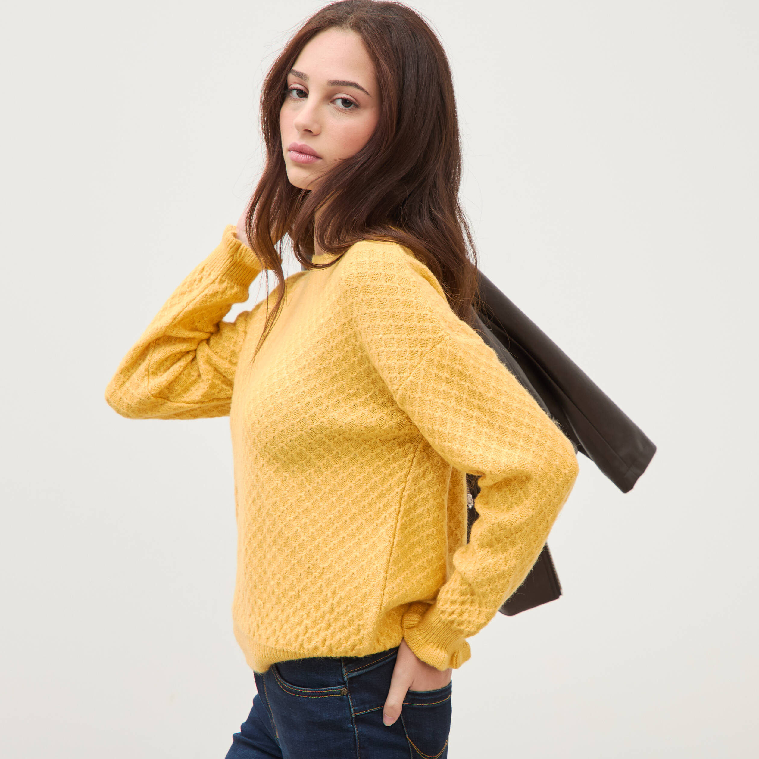 Pull droit col rond manches longues jaune femme