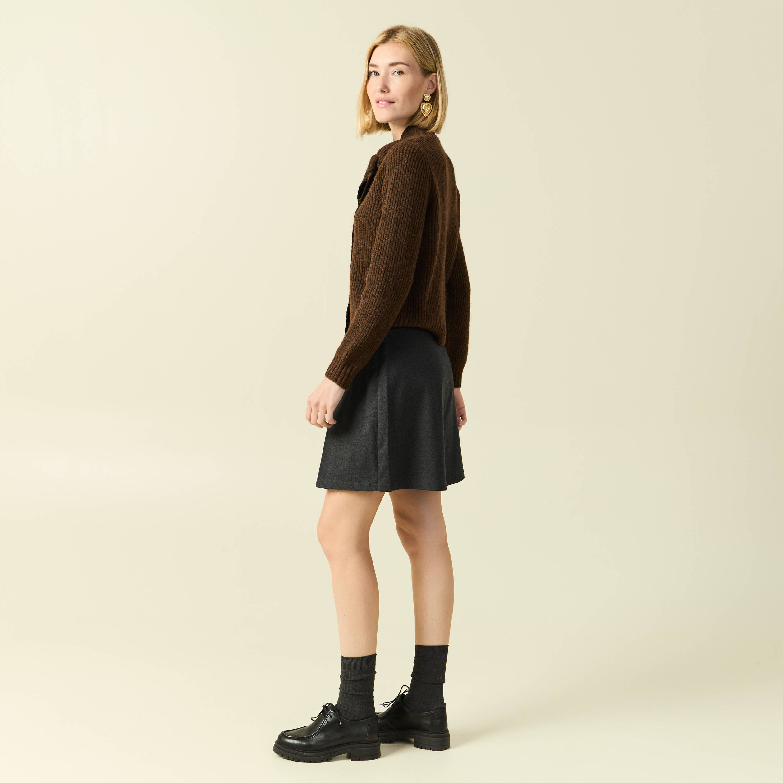 Jupe-short pliss&eacute;e gris femme