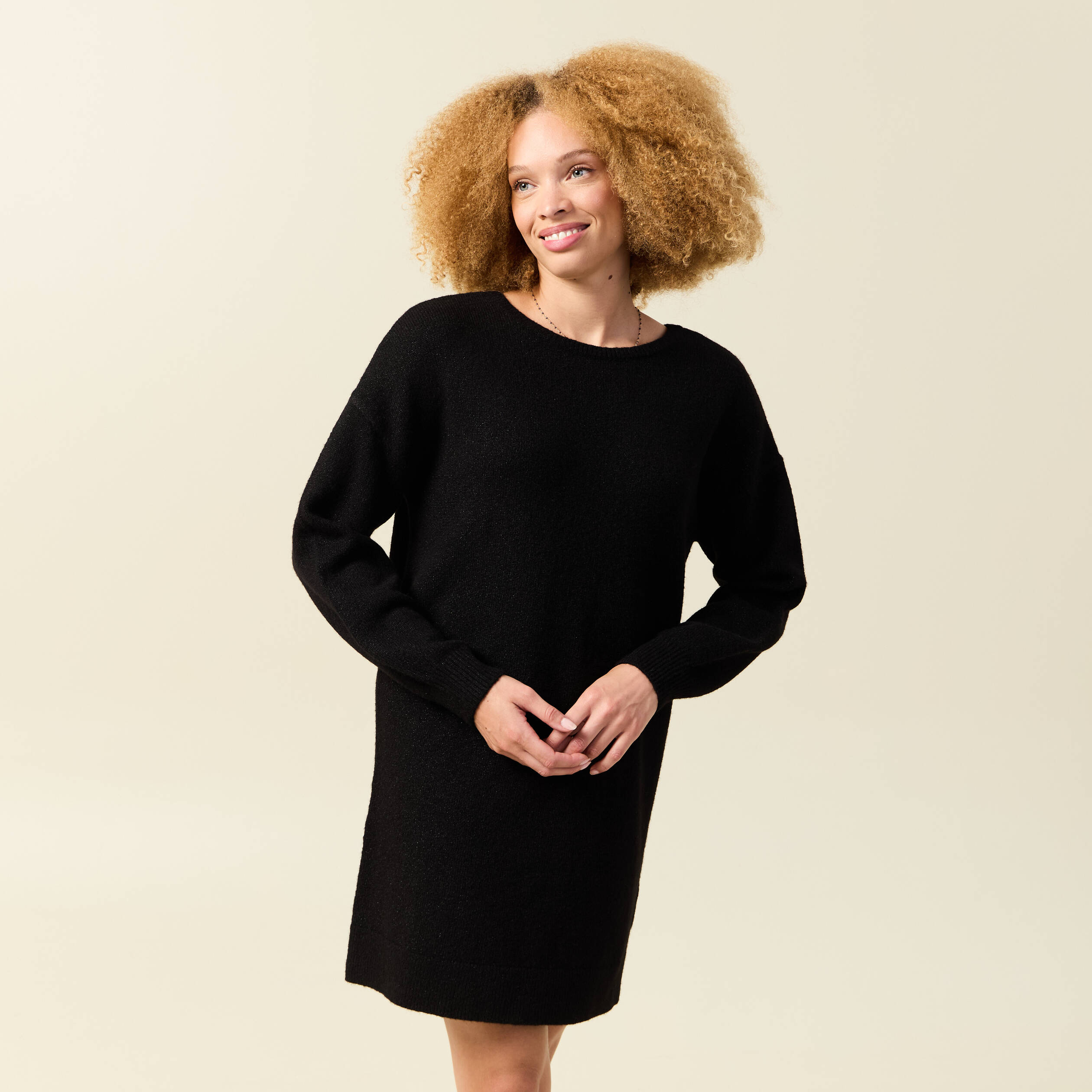 Robe pull fin manches longues noir femme