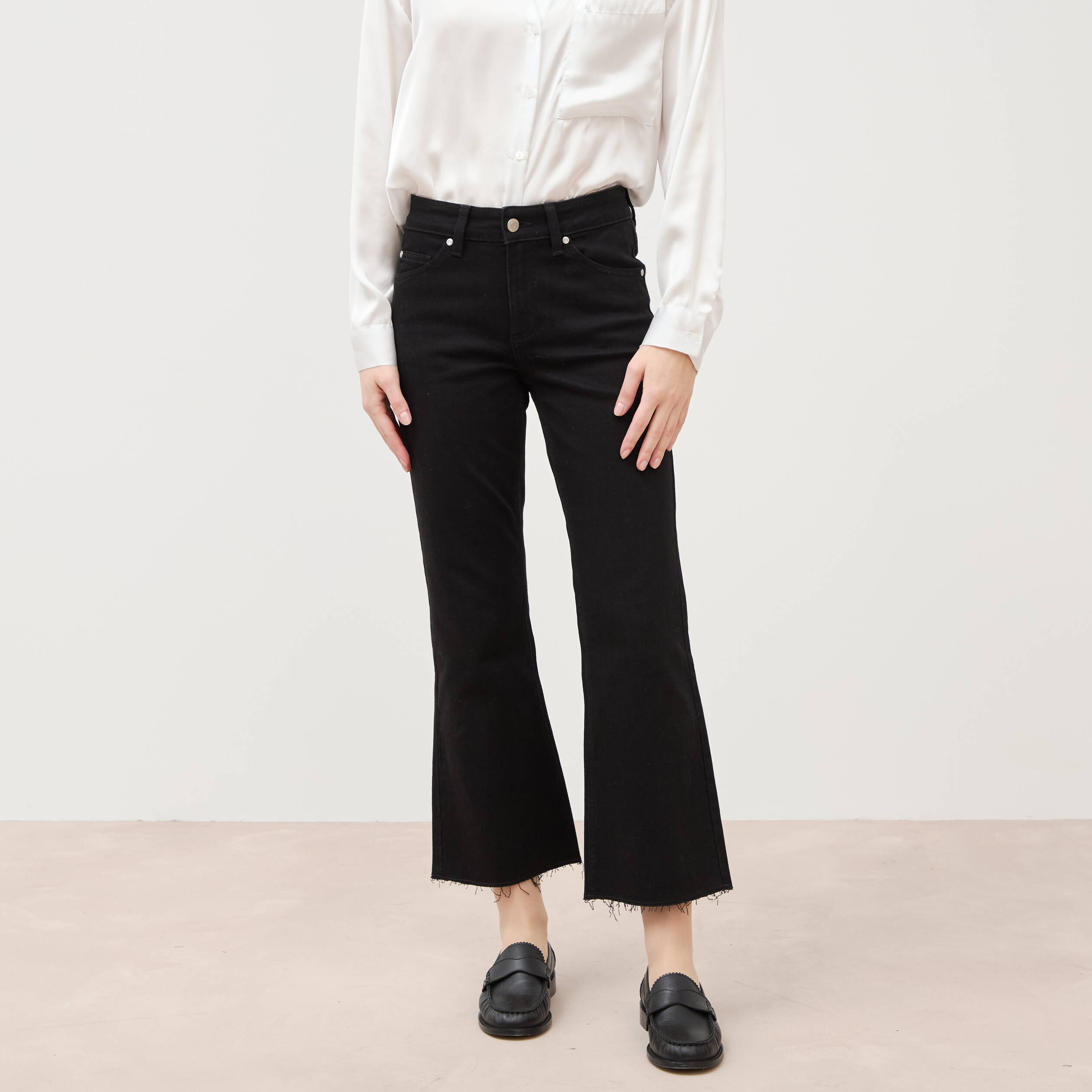 Jeans bootcut cropped taille bascul&eacute;e denim noir femme