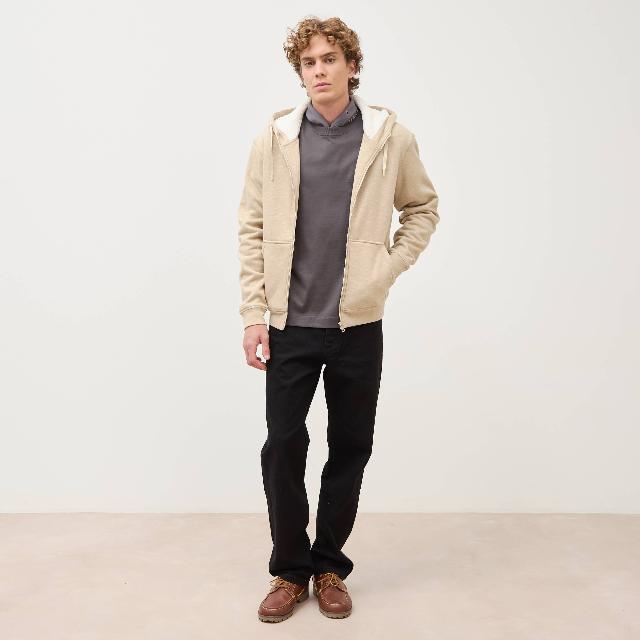 Sweat manches longues zipp&eacute; beige homme