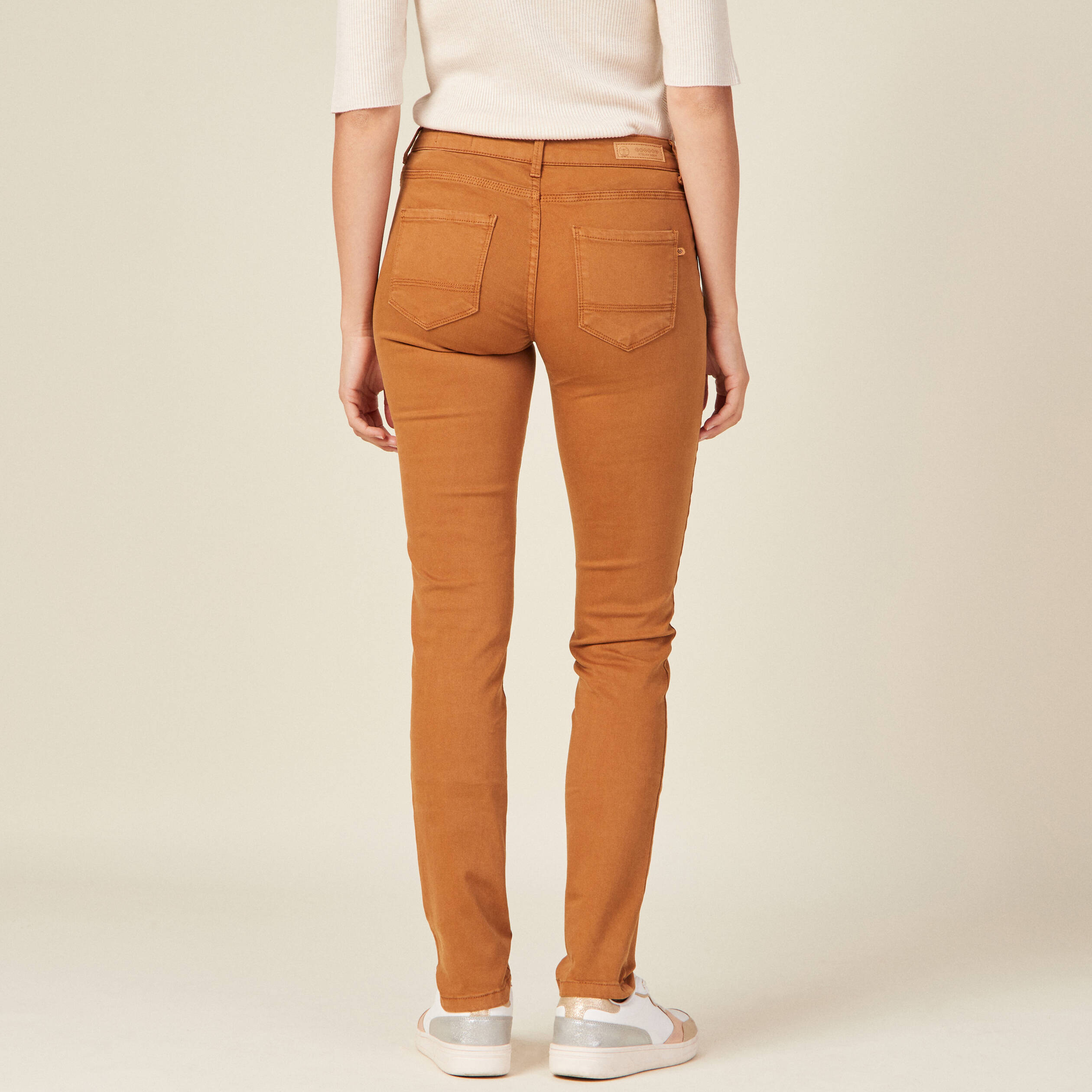 Jean slim marron femme 2025