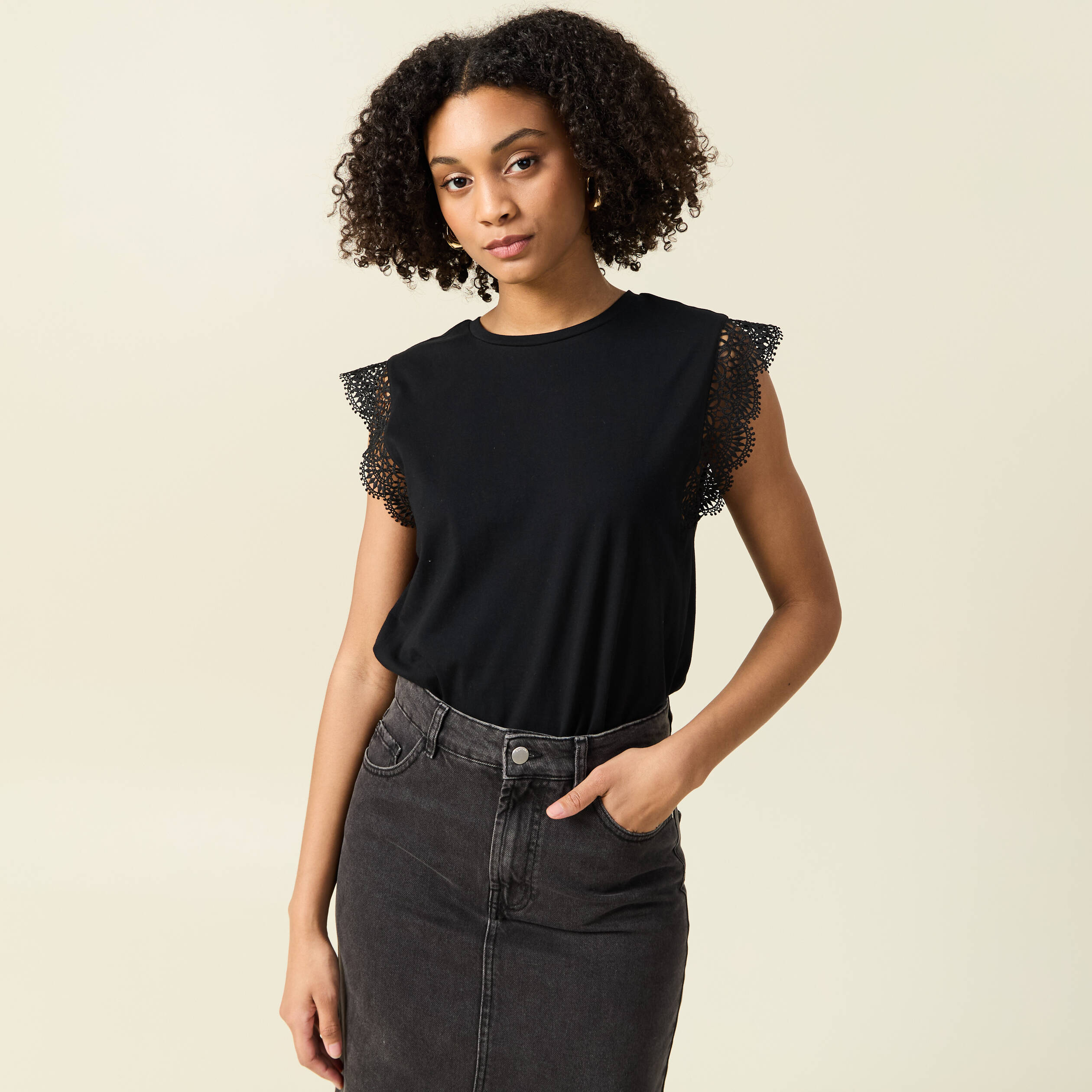 t shirt manches courtes noir femme T-shirt manches courtes noir femme