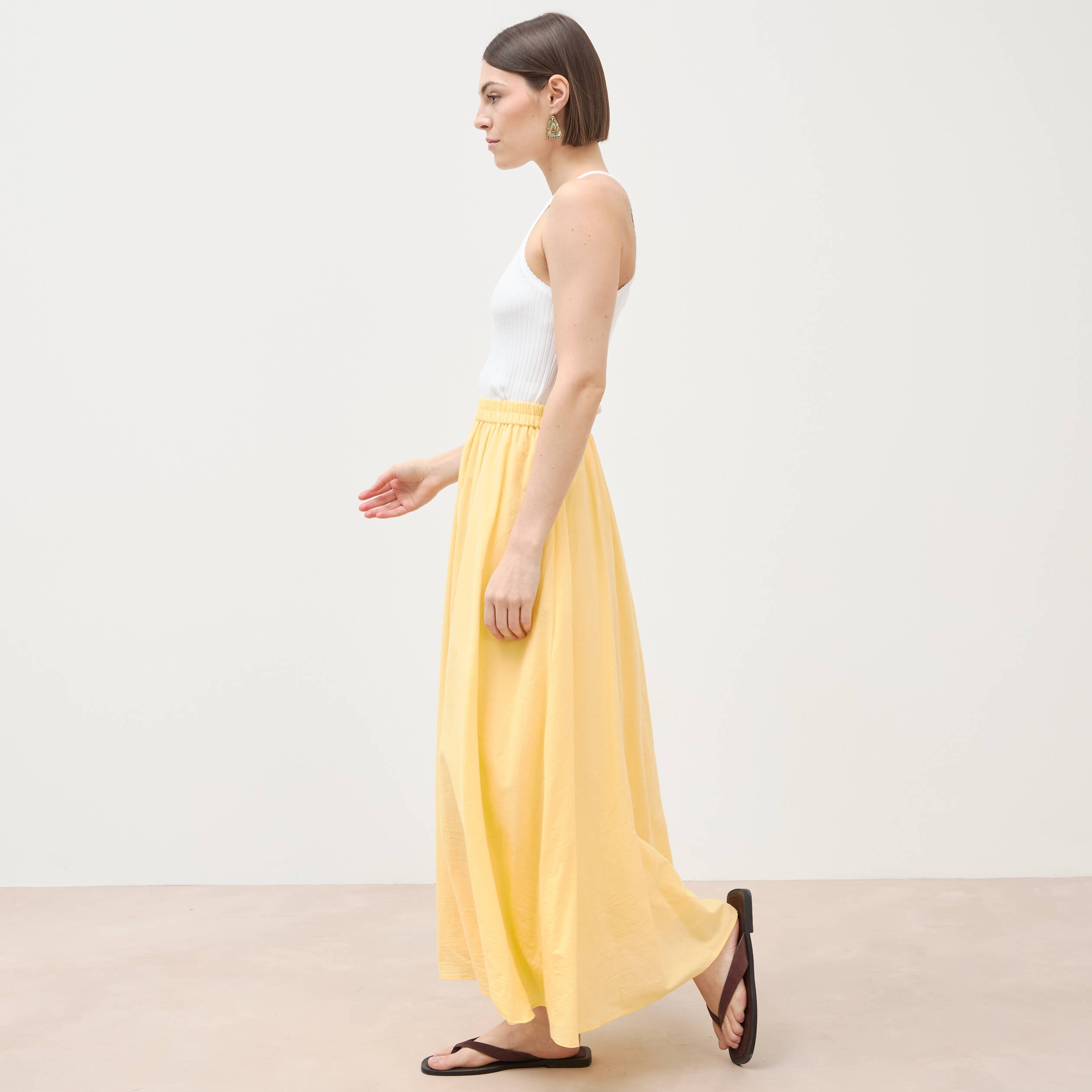 Jupe longue &eacute;vas&eacute;e en coton doubl&eacute;e jaune clair femme