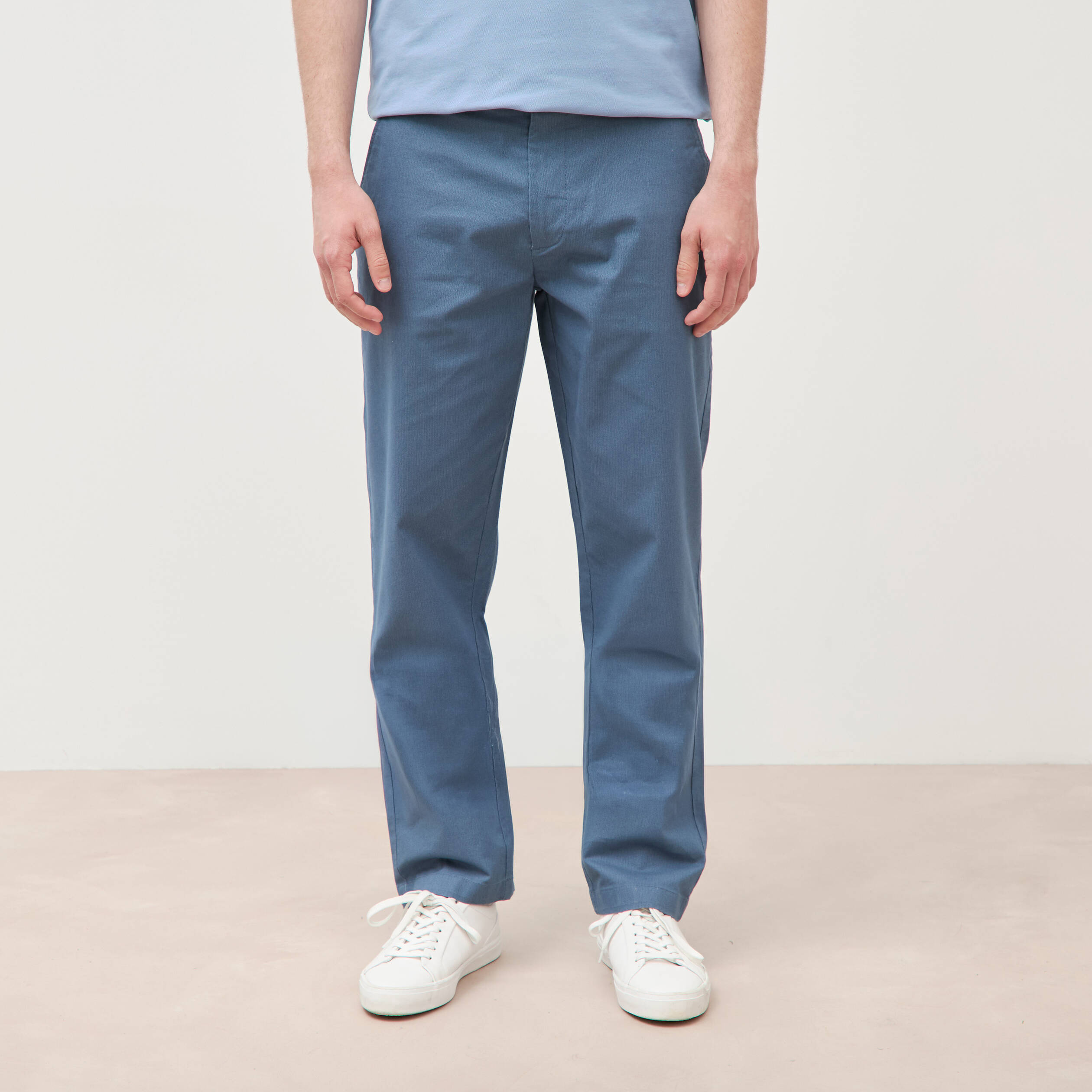 Pantalon regular longueur 32 bleu fonc&eacute; homme