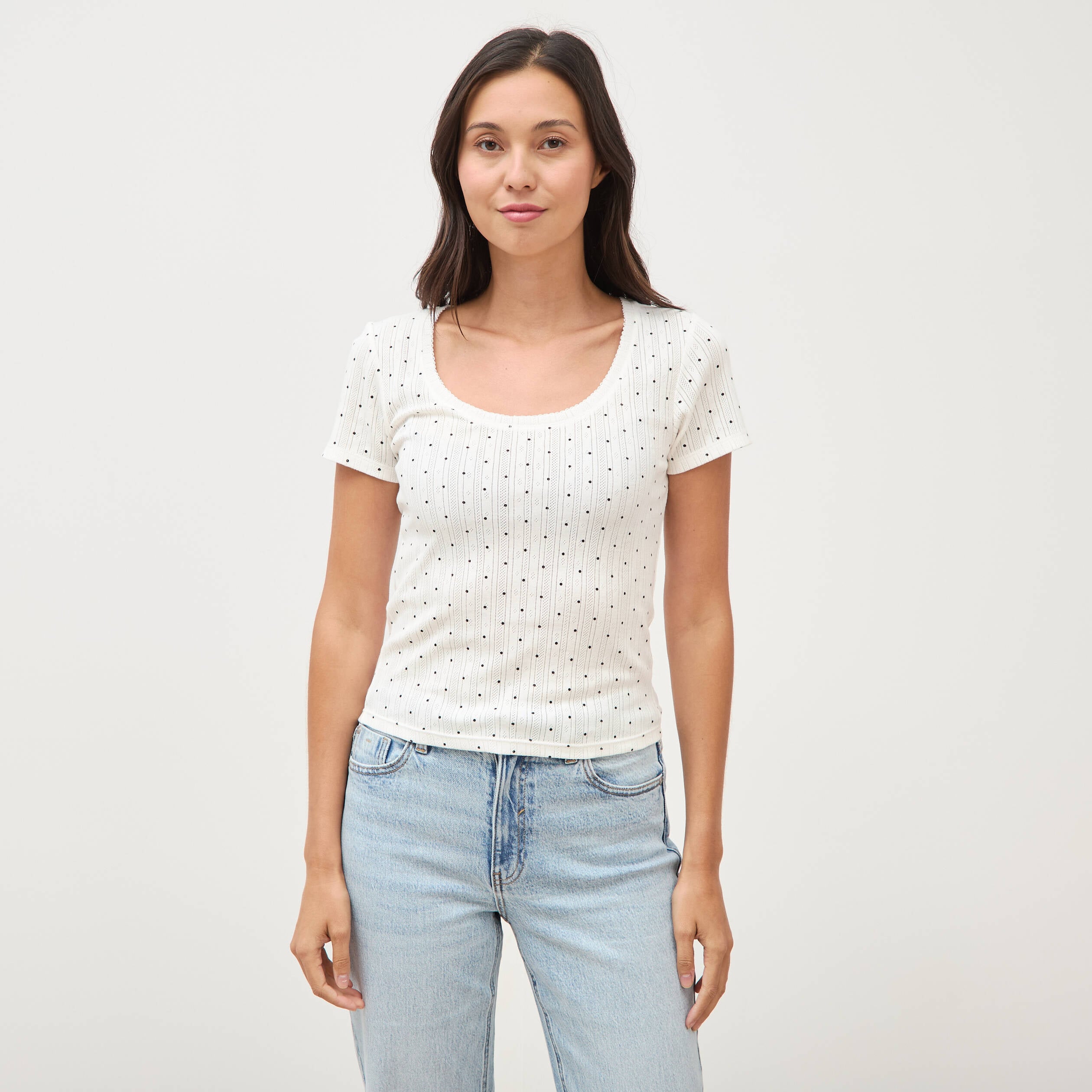 T-shirt ajust&eacute; col rond manches courtes ecru femme