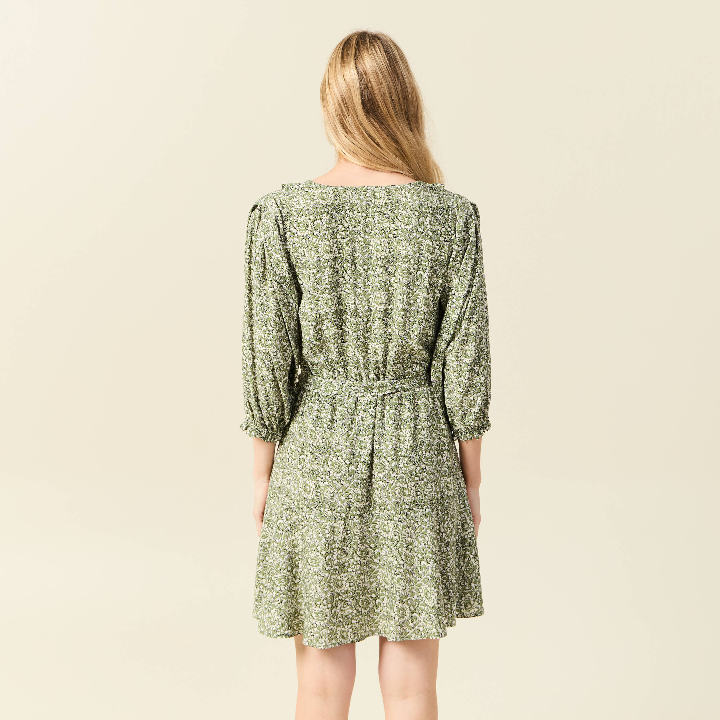robe evasee ceinturee vert kaki femme Robe évasée ceinturée vert kaki femme