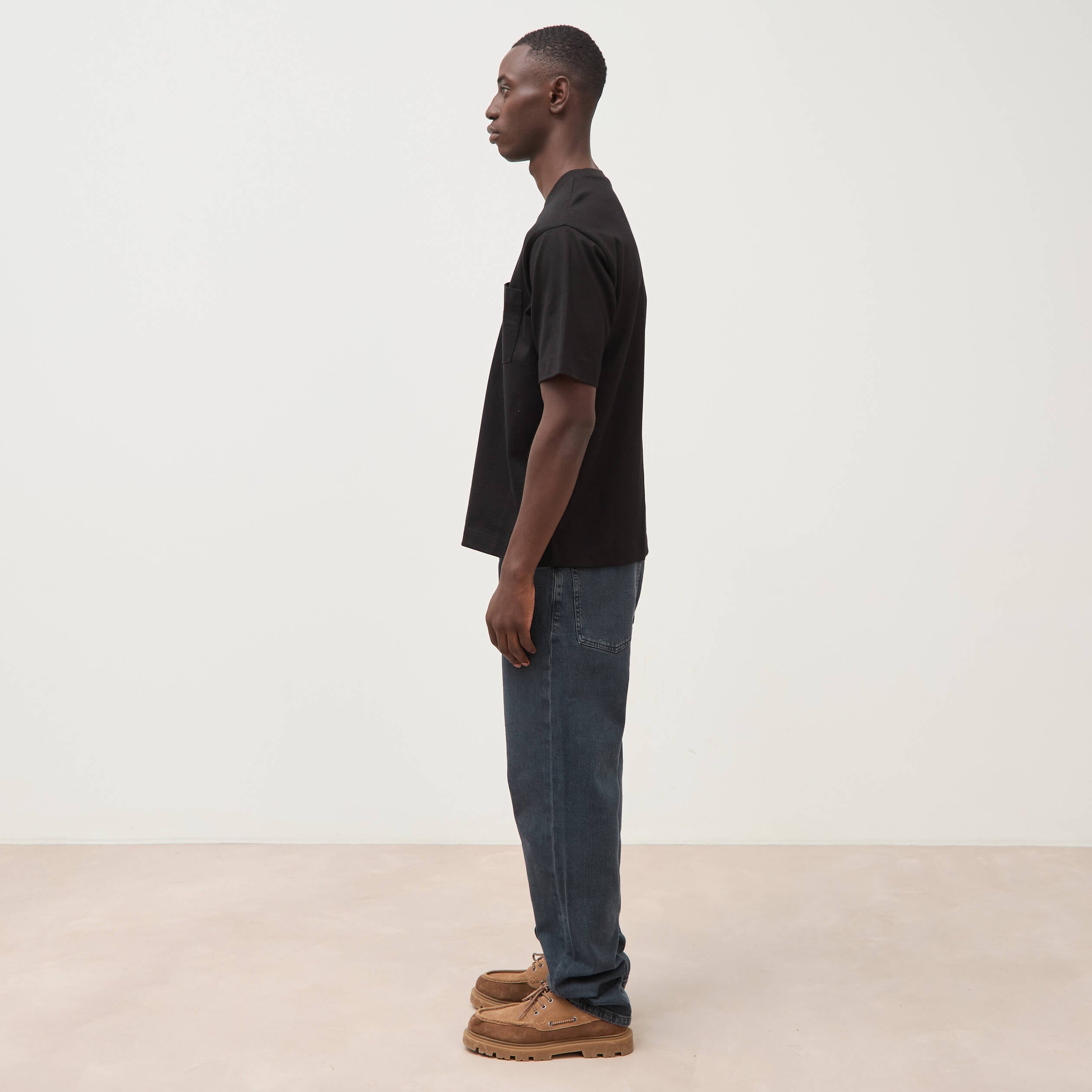T-shirt droit en coton col ras du cou noir homme