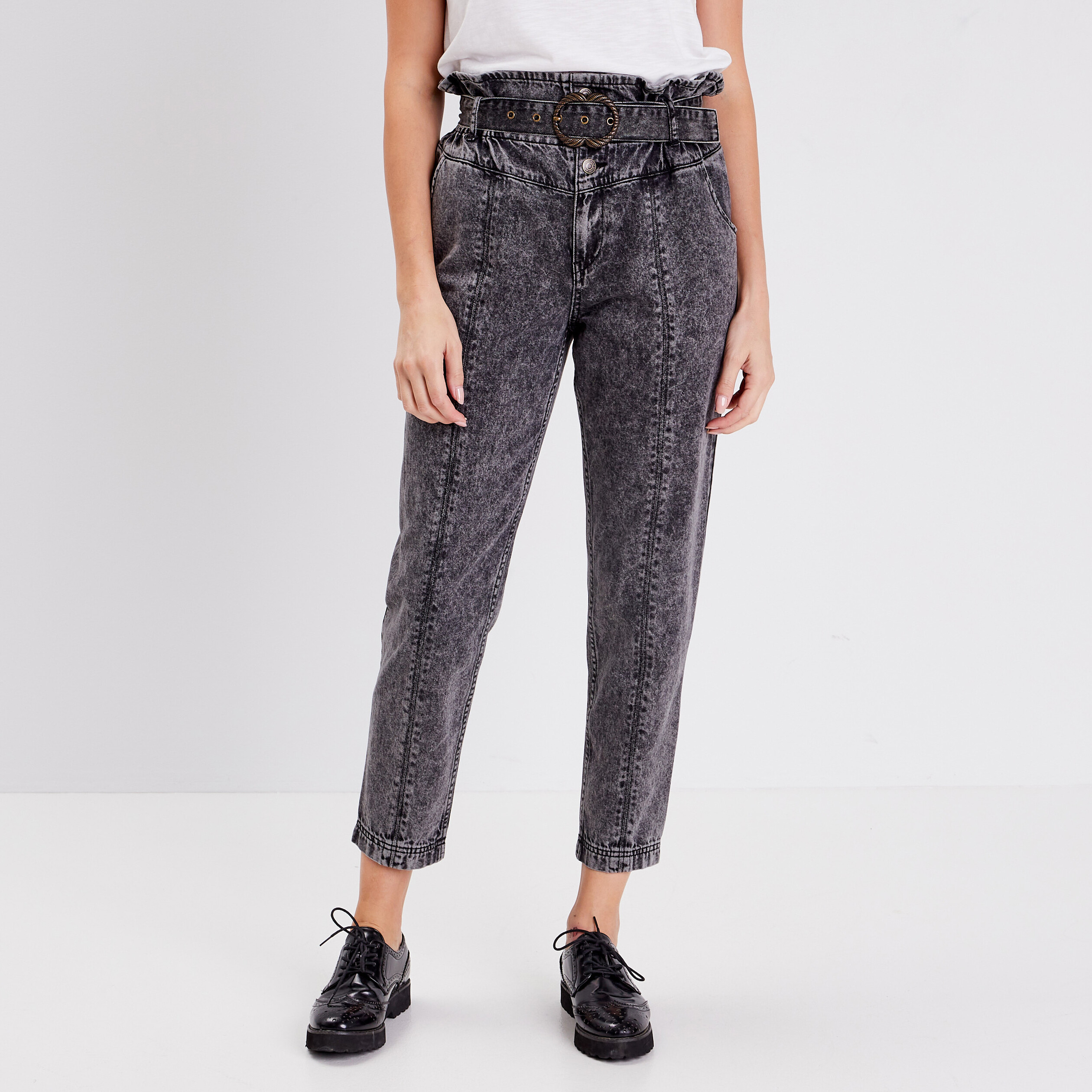 Jeans slouchy ceinturé denim snow noir femme