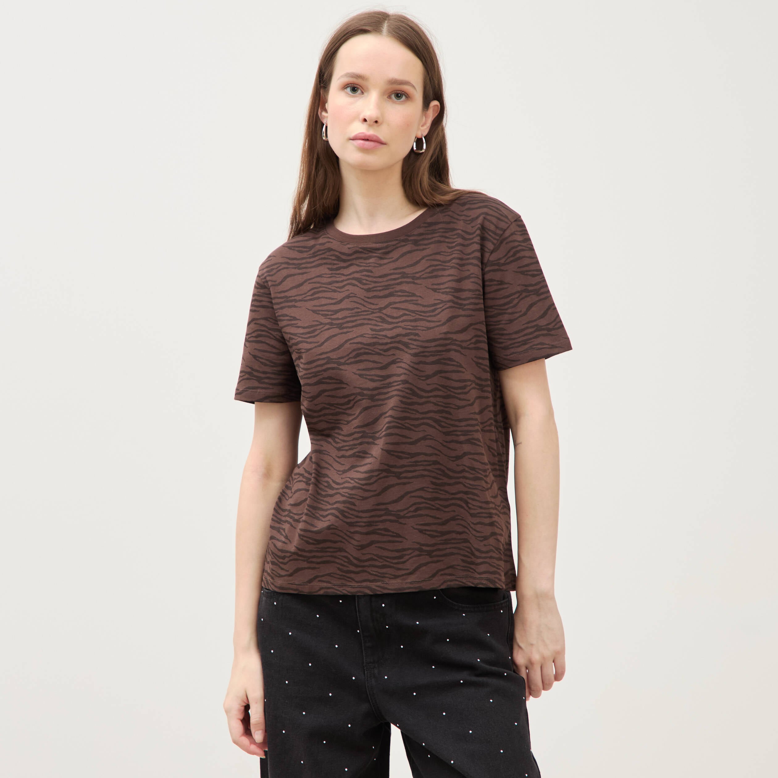 T-shirt droit col rond manches courtes marron chocolat femme