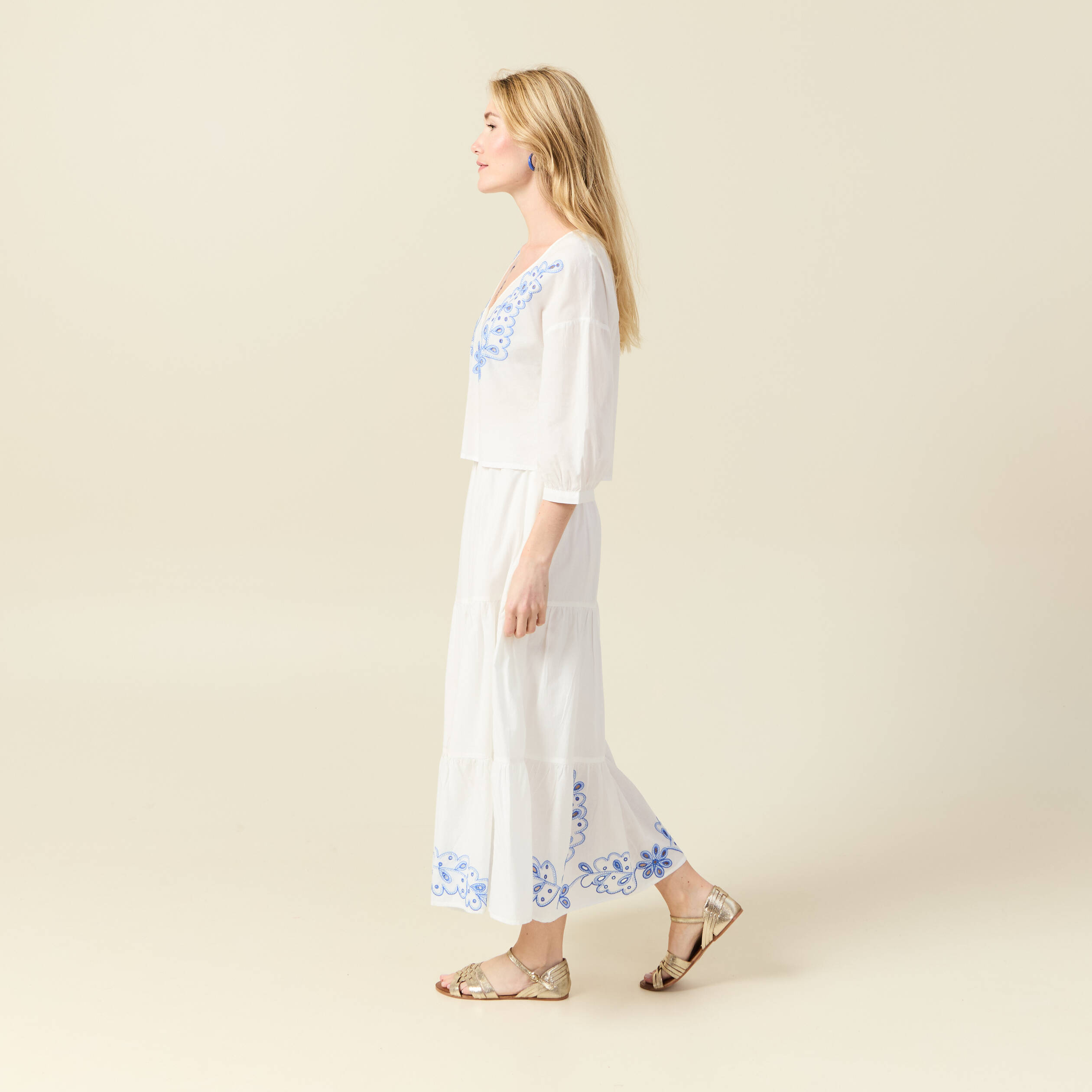 Blouse manches 3/4 brod&eacute;e ecru femme