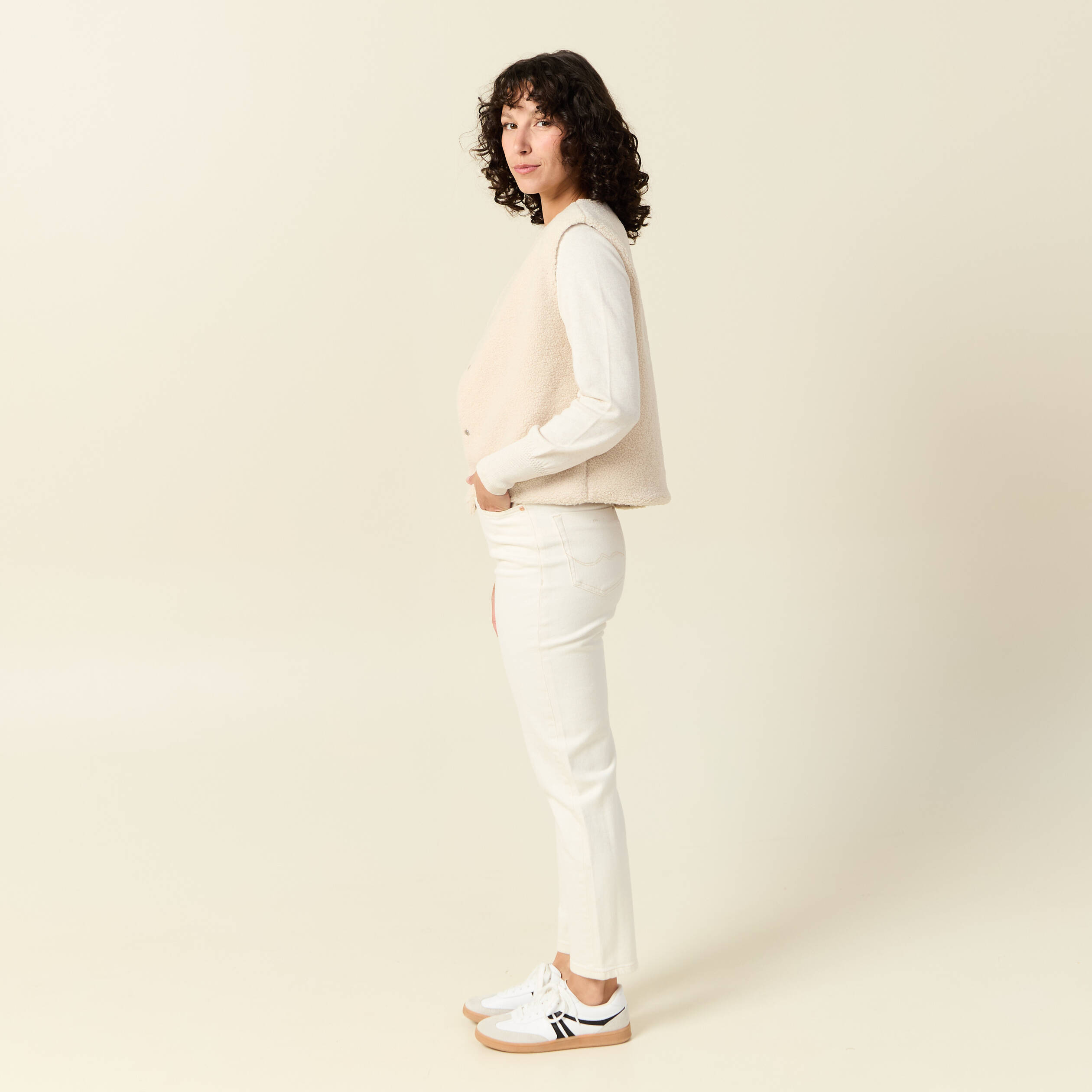 Gilet sans manches r&eacute;versible creme femme