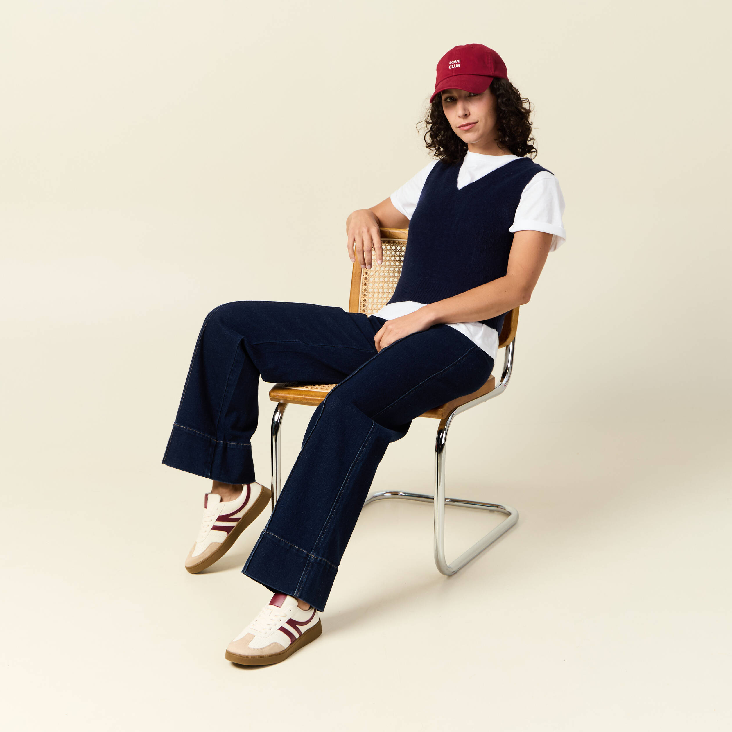 pull sans manches col en v bleu marine femme Pull sans manches col en V bleu marine femme