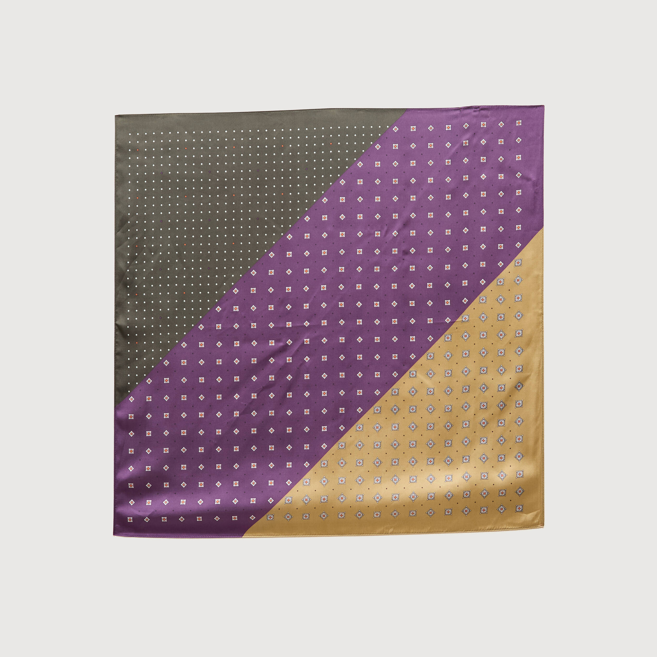 Foulard satin&eacute; bordeaux femme