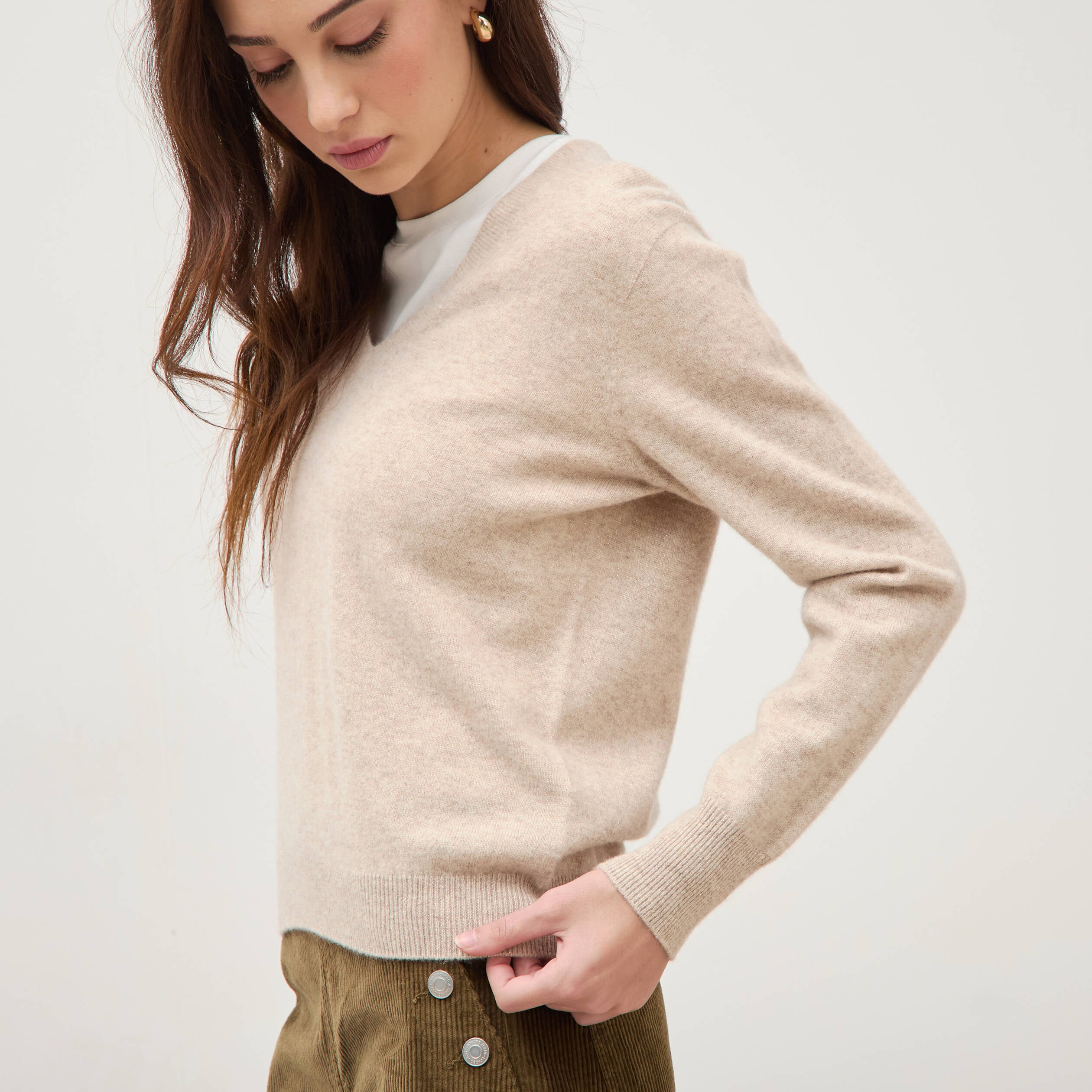 Pull droit col v manches longues creme femme