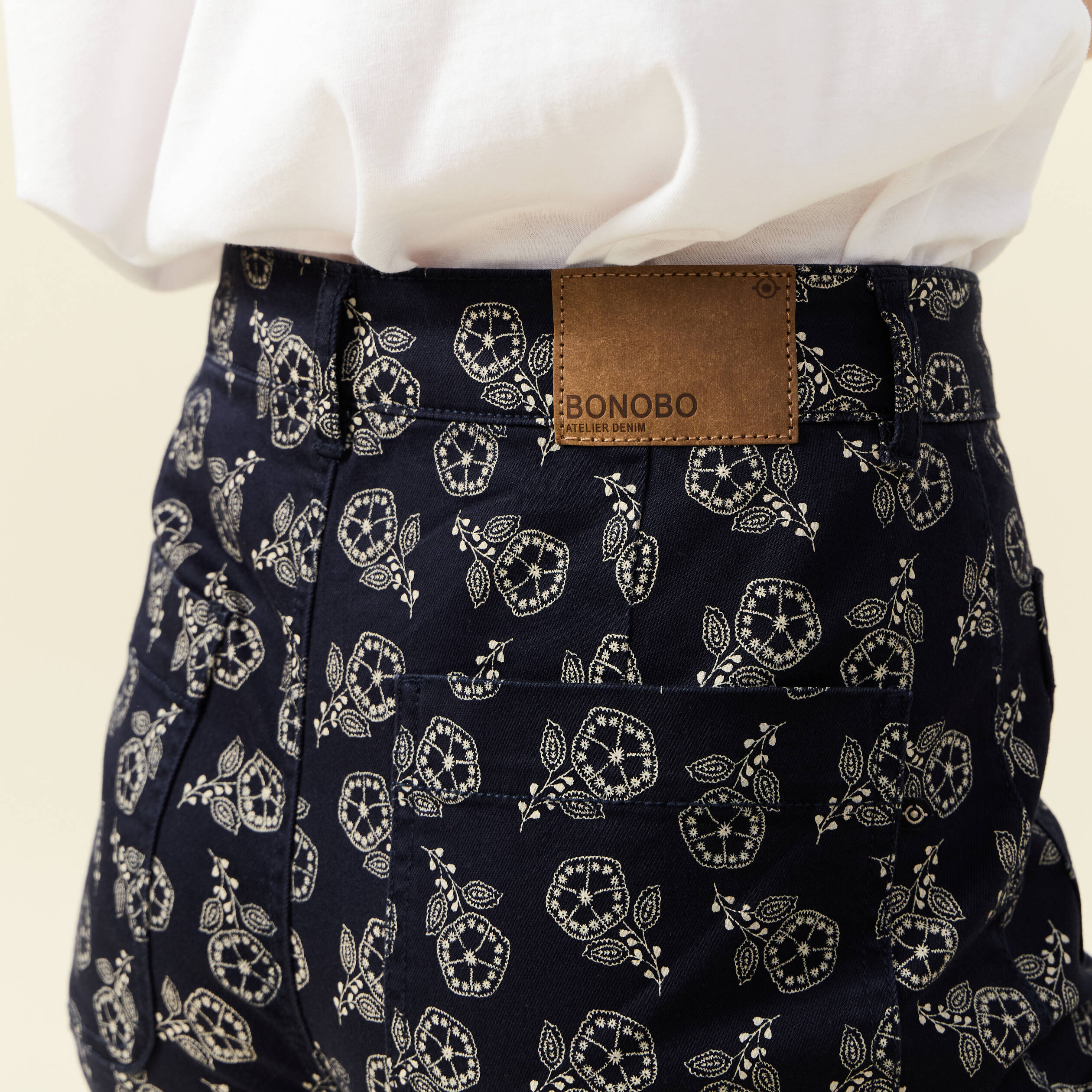 pantalon large cropped taille haute bleu marine femme Pantalon large cropped taille haute bleu marine femme