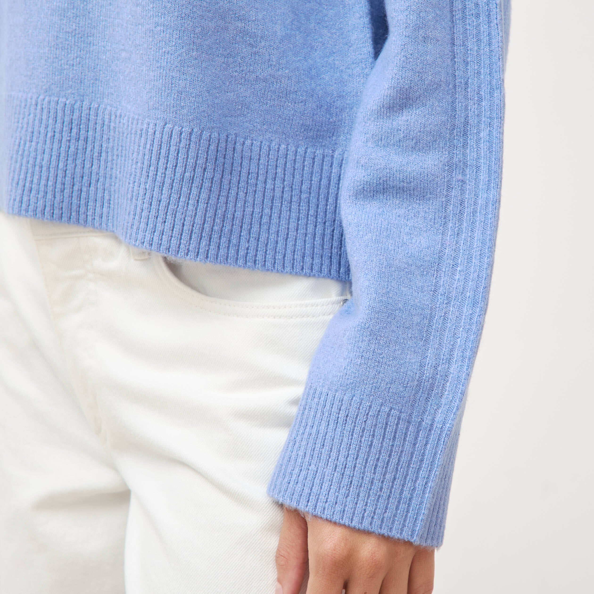 Pull col rond manches longues bleu clair femme