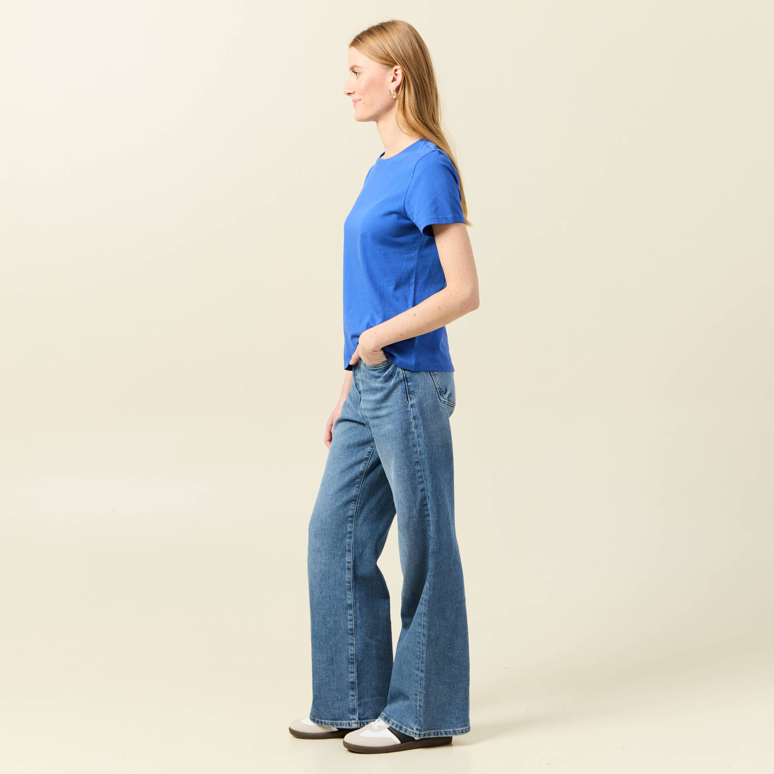 t shirt manches courtes bleu electrique femme T-shirt manches courtes bleu electrique femme