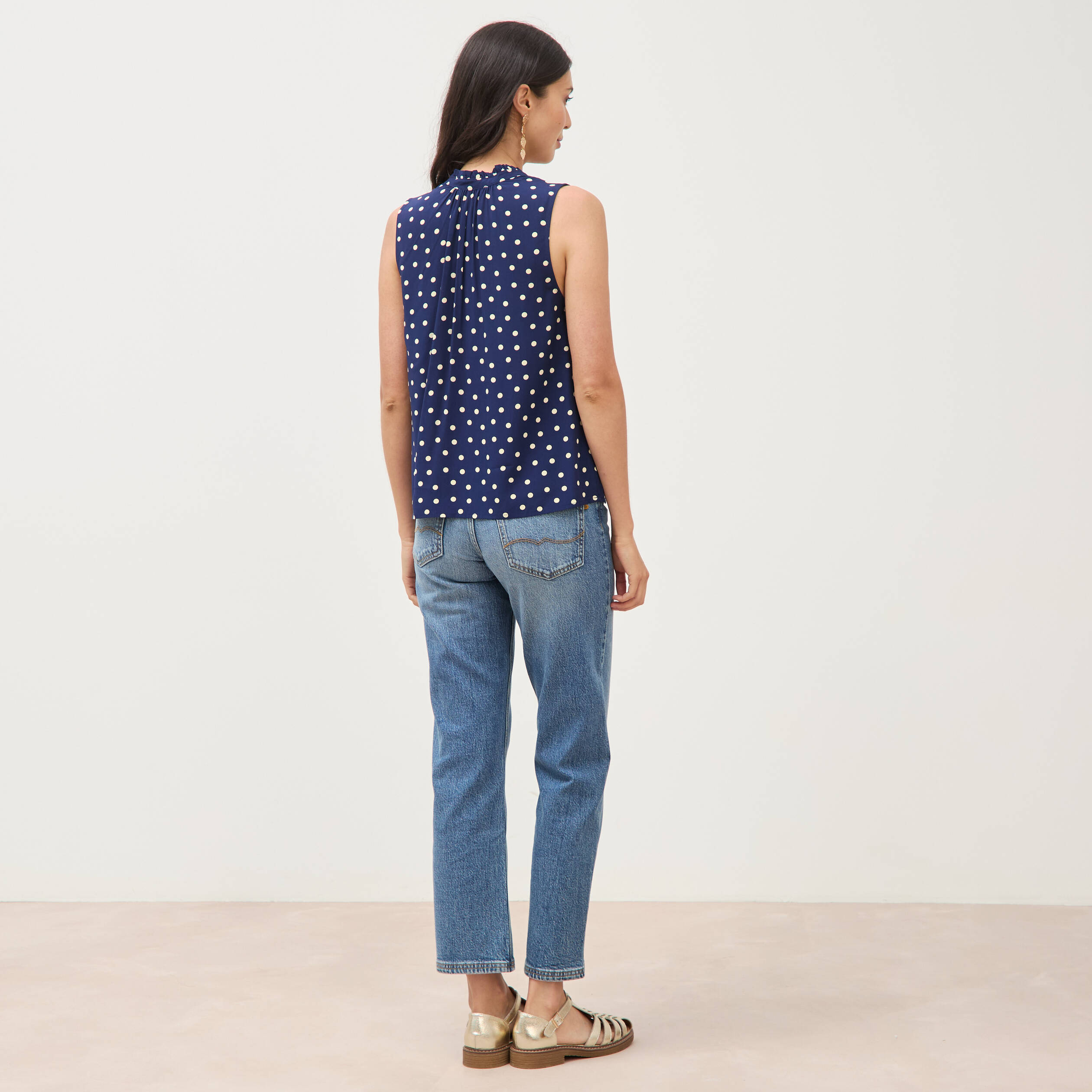 Top sans manches col v fluide bleu femme