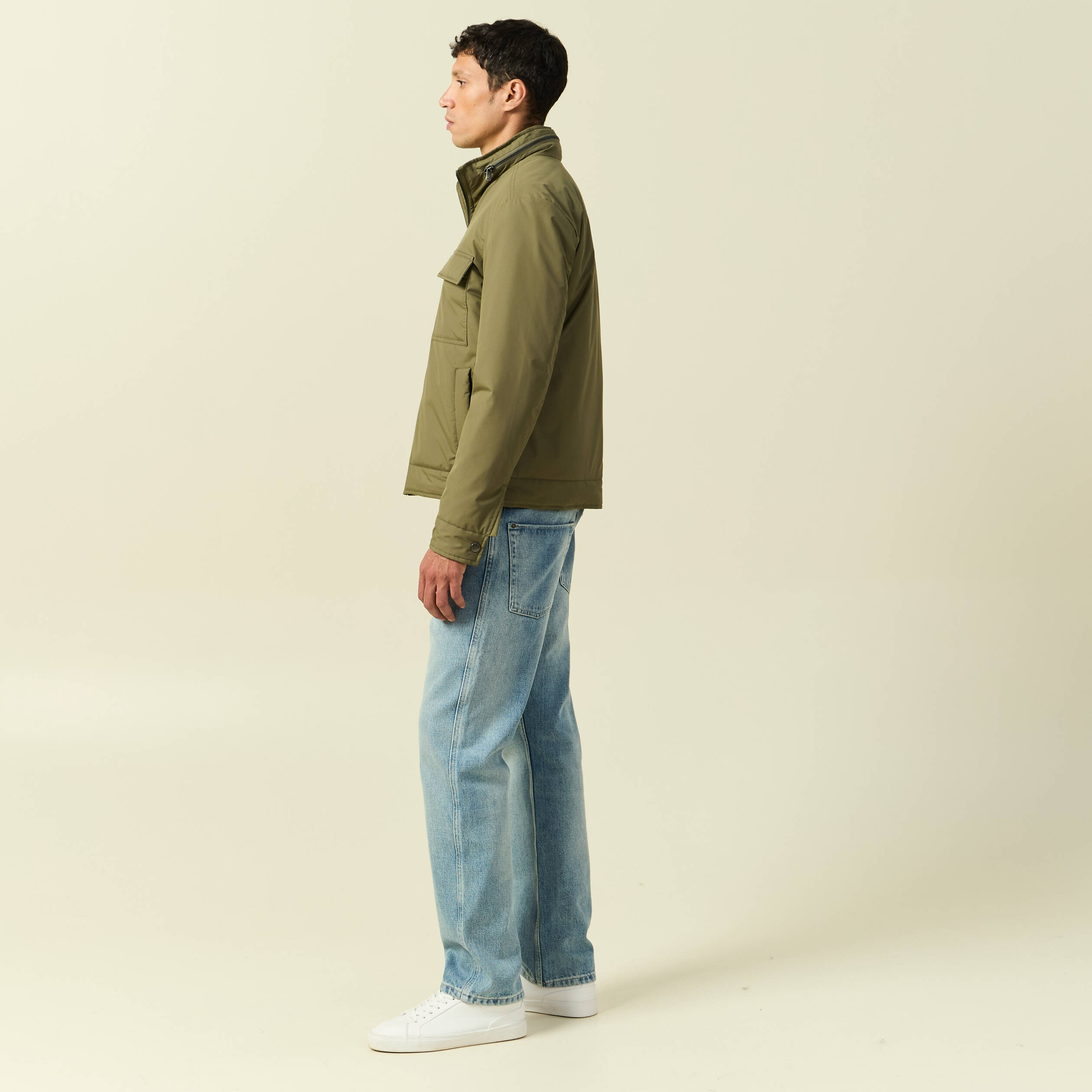 Blouson droit court &agrave; capuche vert kaki homme