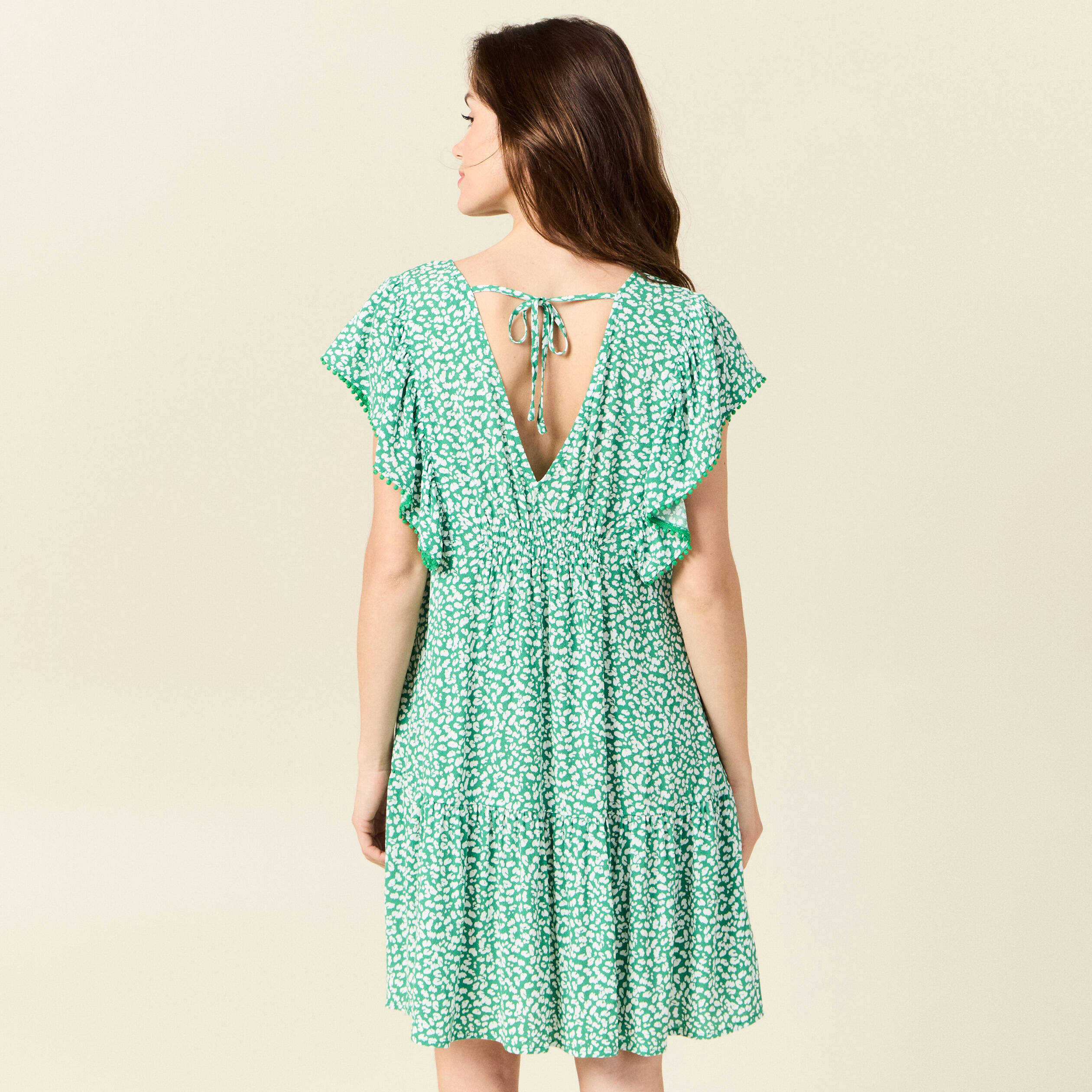 robe evasee dos en v vert femme Robe évasée dos en V vert femme