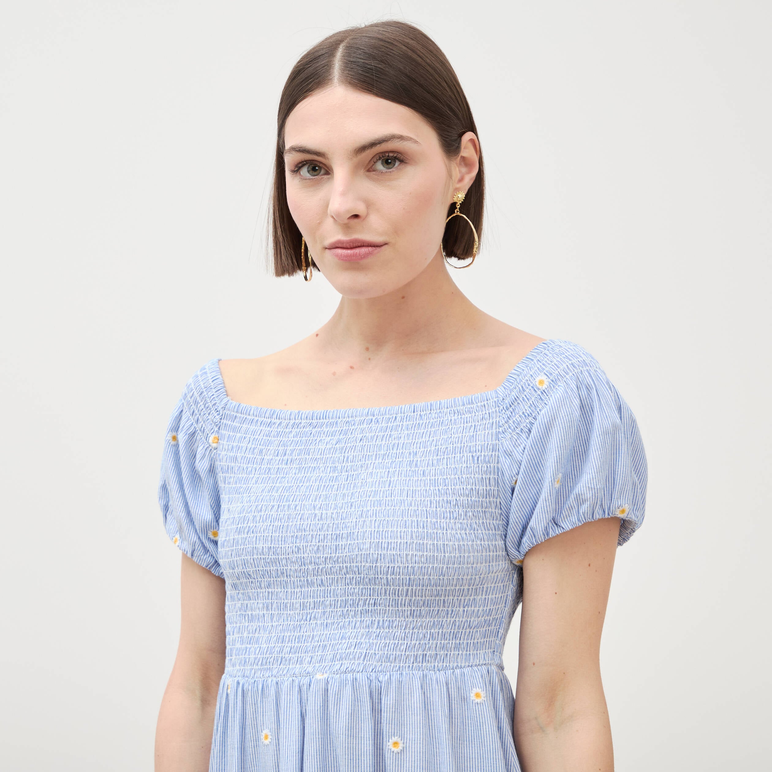 Robe col carr&eacute; manches courtes coton blanc femme