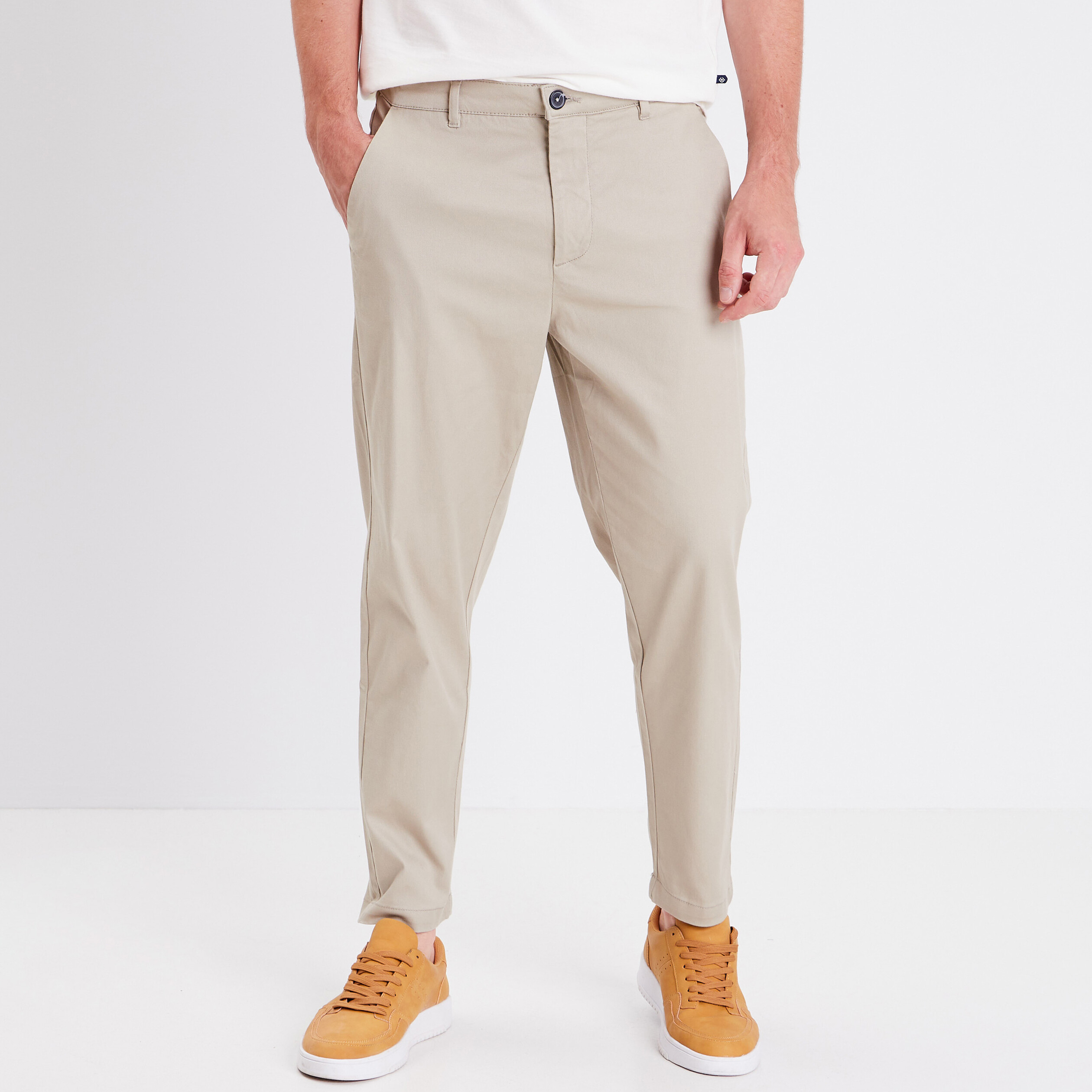 Pantalon chino tappered beige homme