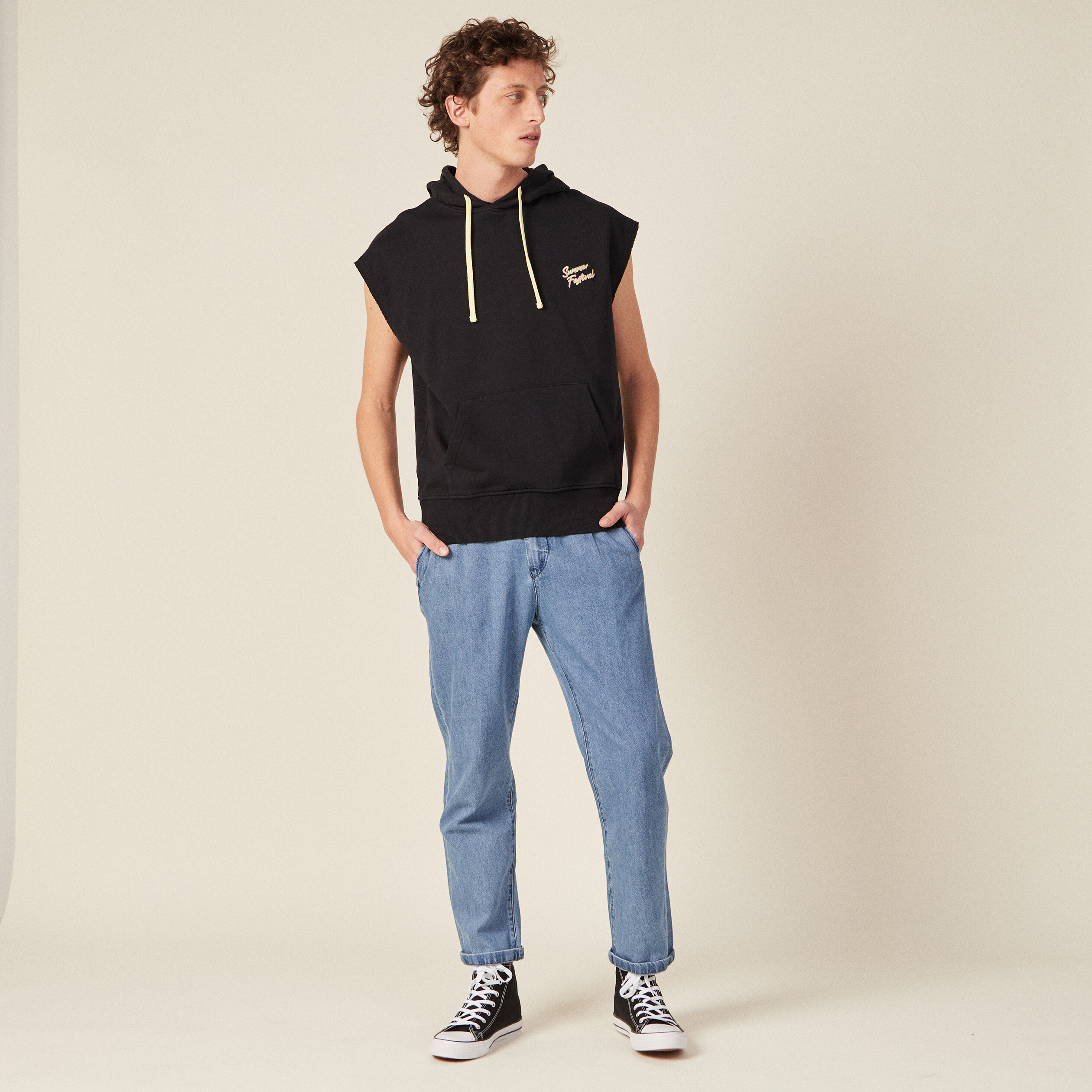 Sweat sans manches à capuche noir homme