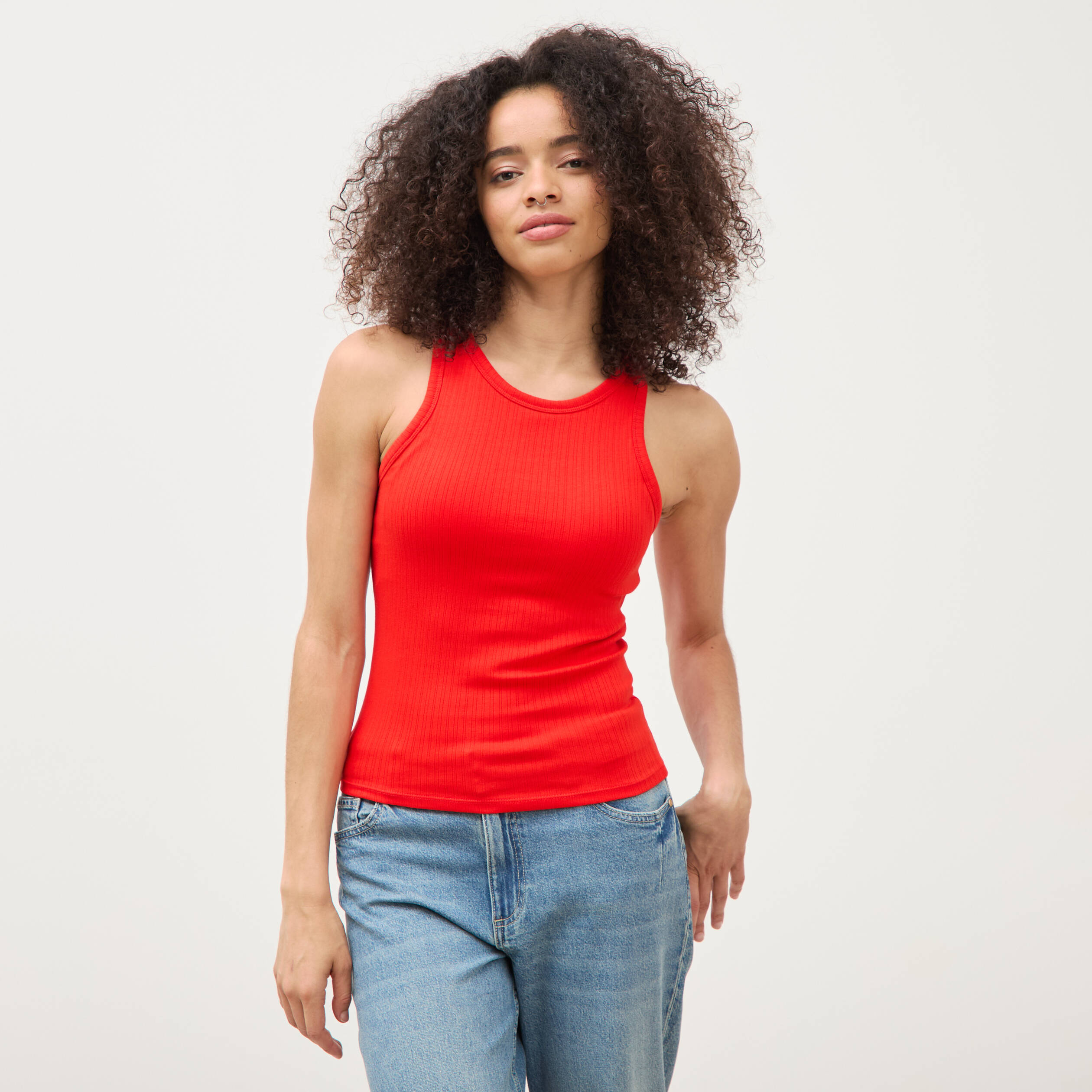 D&eacute;bardeur 2 en 1 avec brassi&egrave;re int&eacute;gr&eacute;e rouge femme