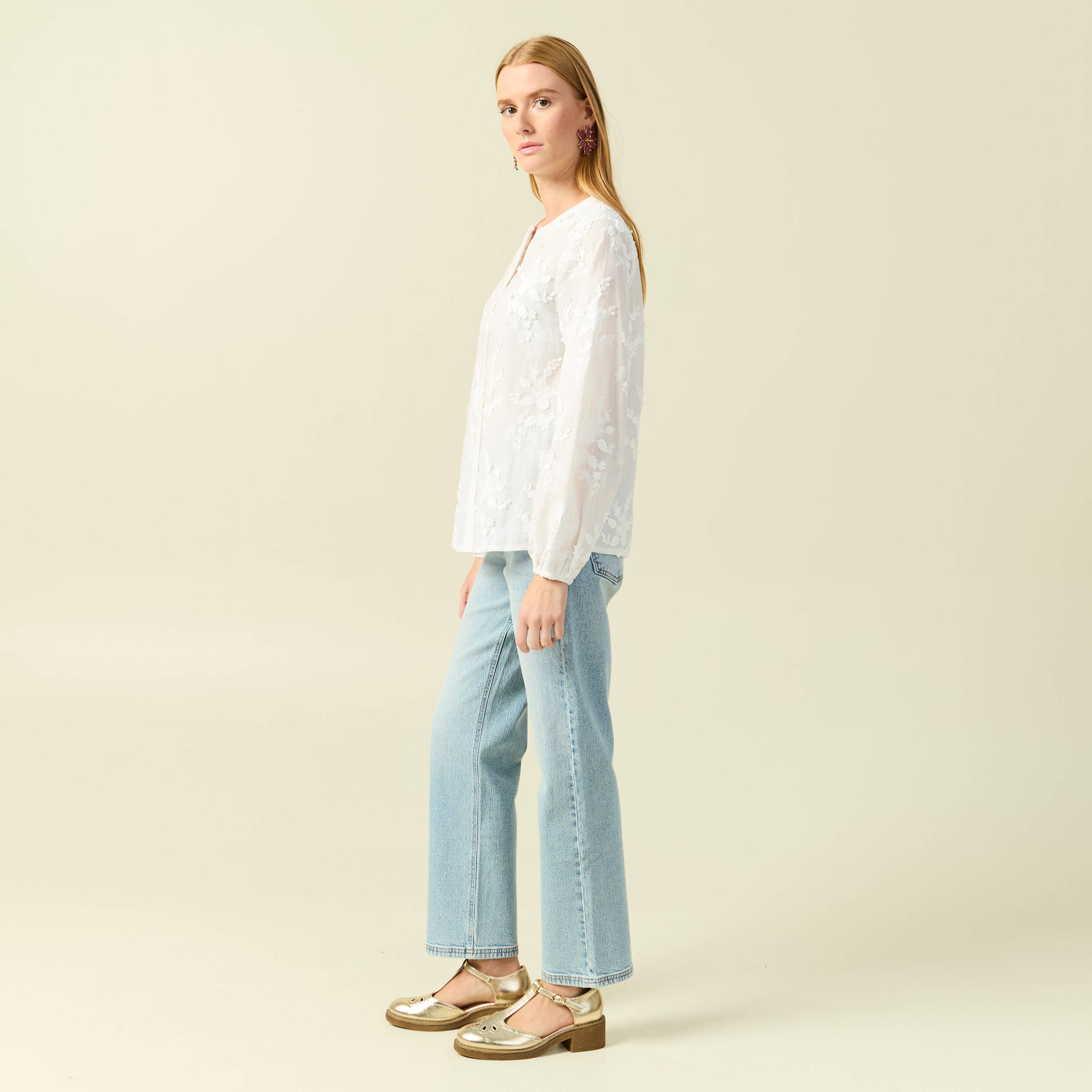 Chemise col rond manches longues brod&eacute;e ecru femme