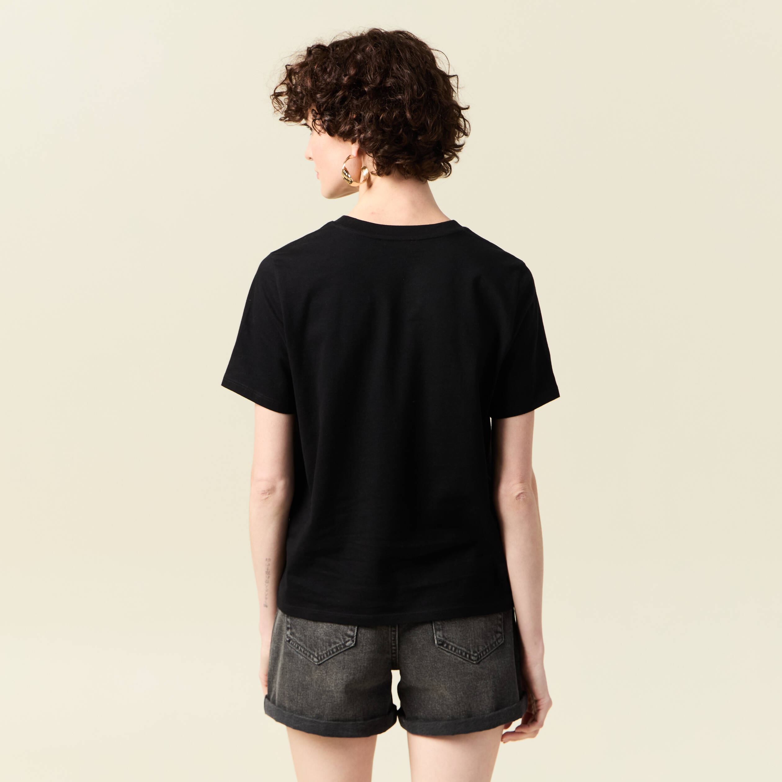 T-shirt manches courtes noir femme