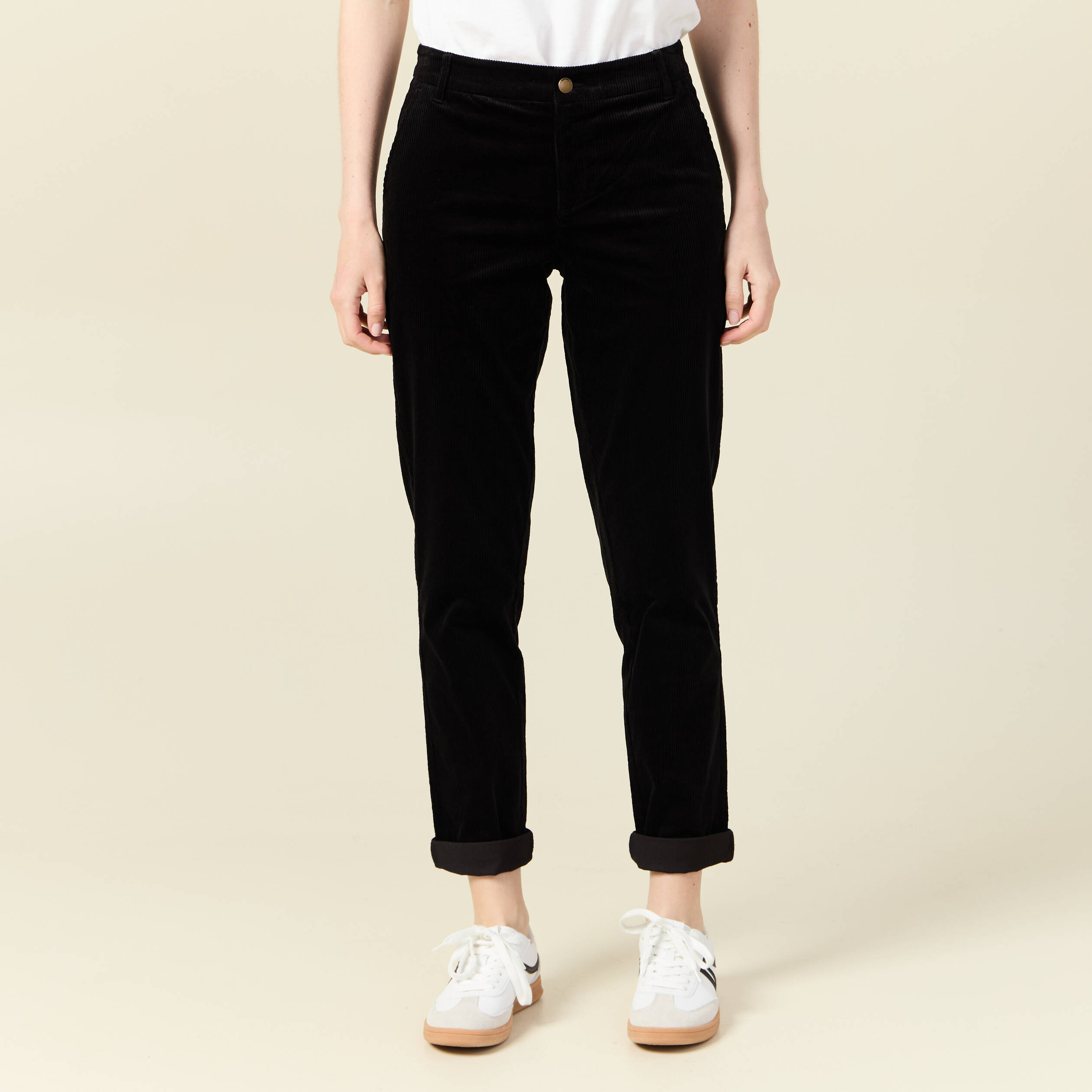 Pantalon chino velours cotele noir femme Bonobo