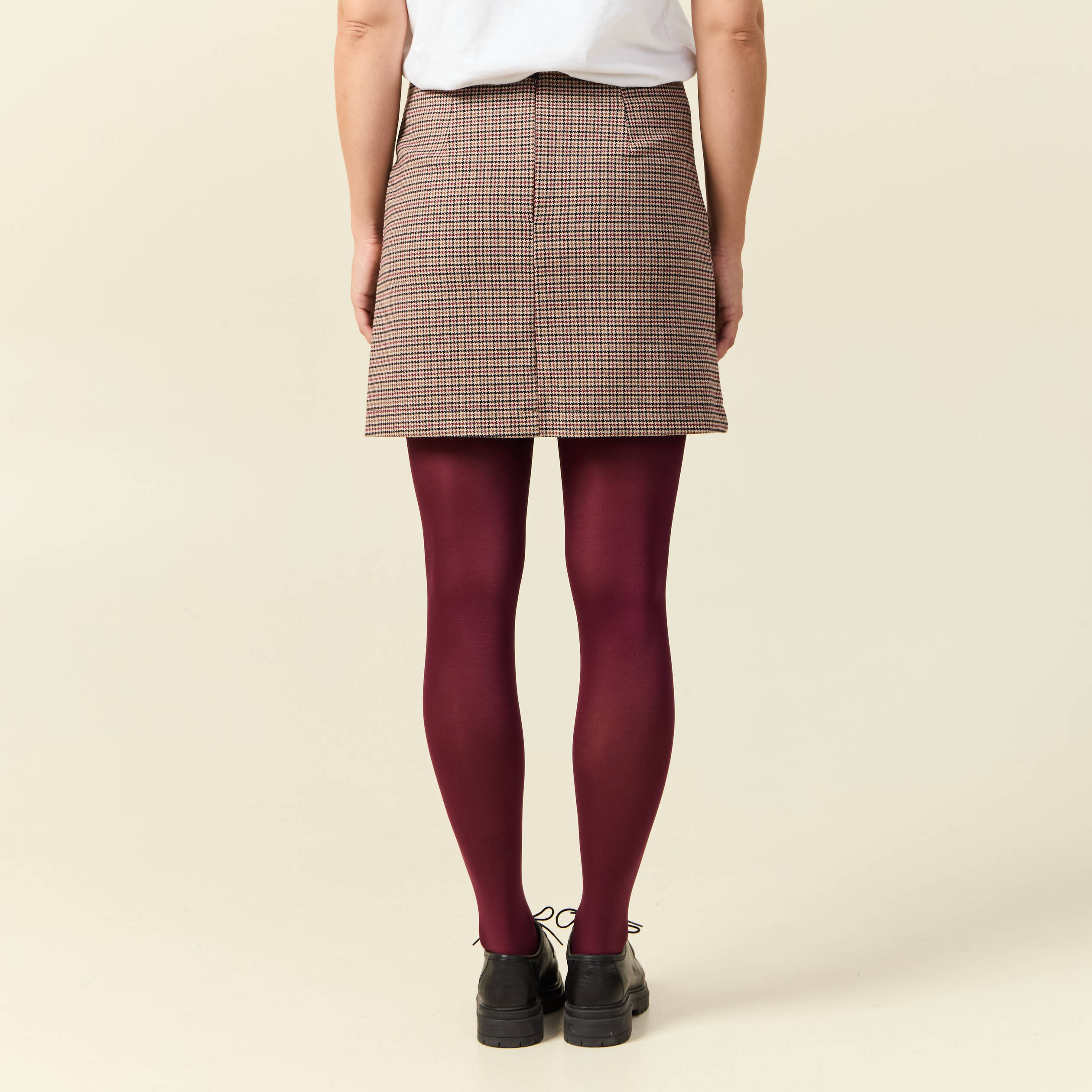 Jupe courte beige femme