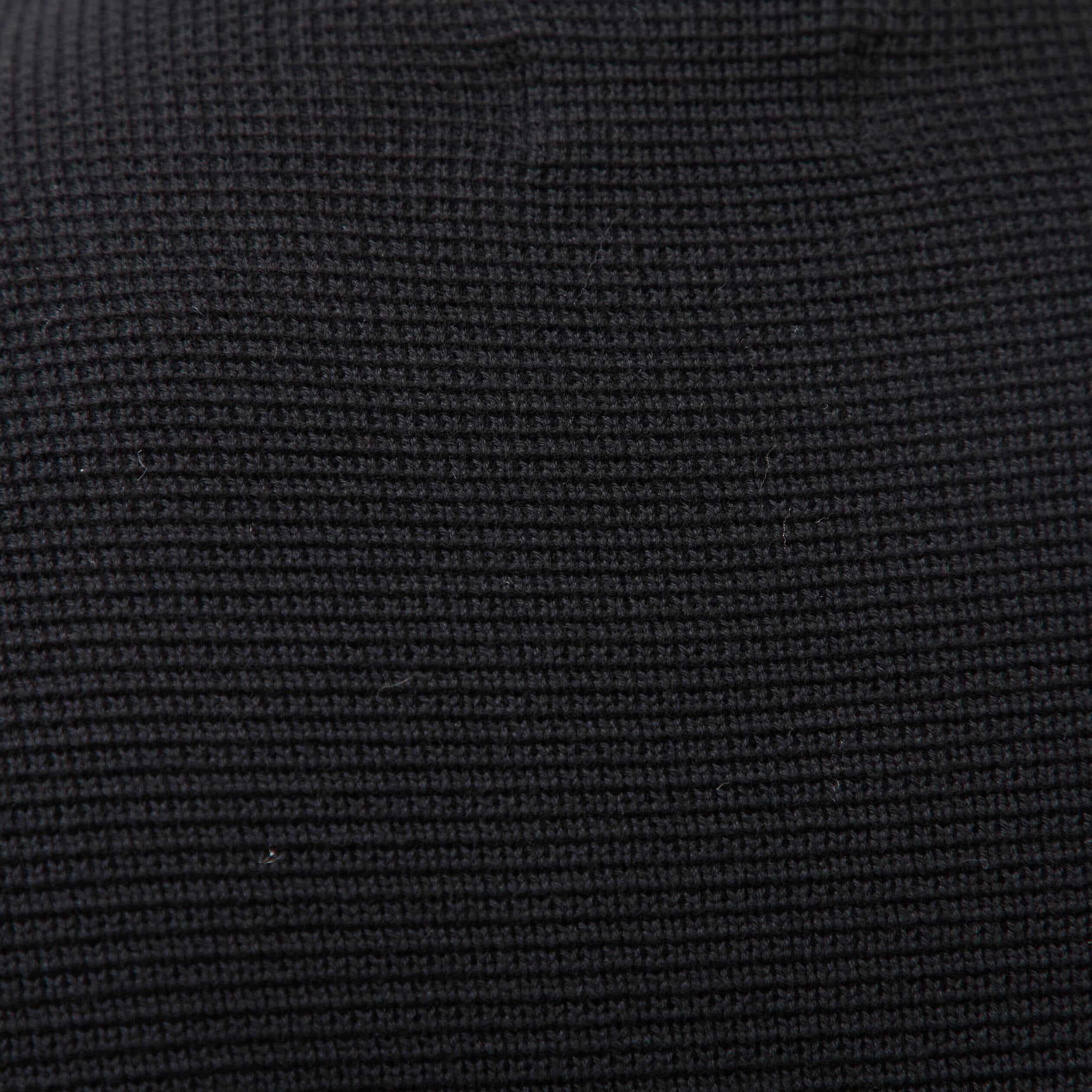 Pull manches longues col rond noir homme