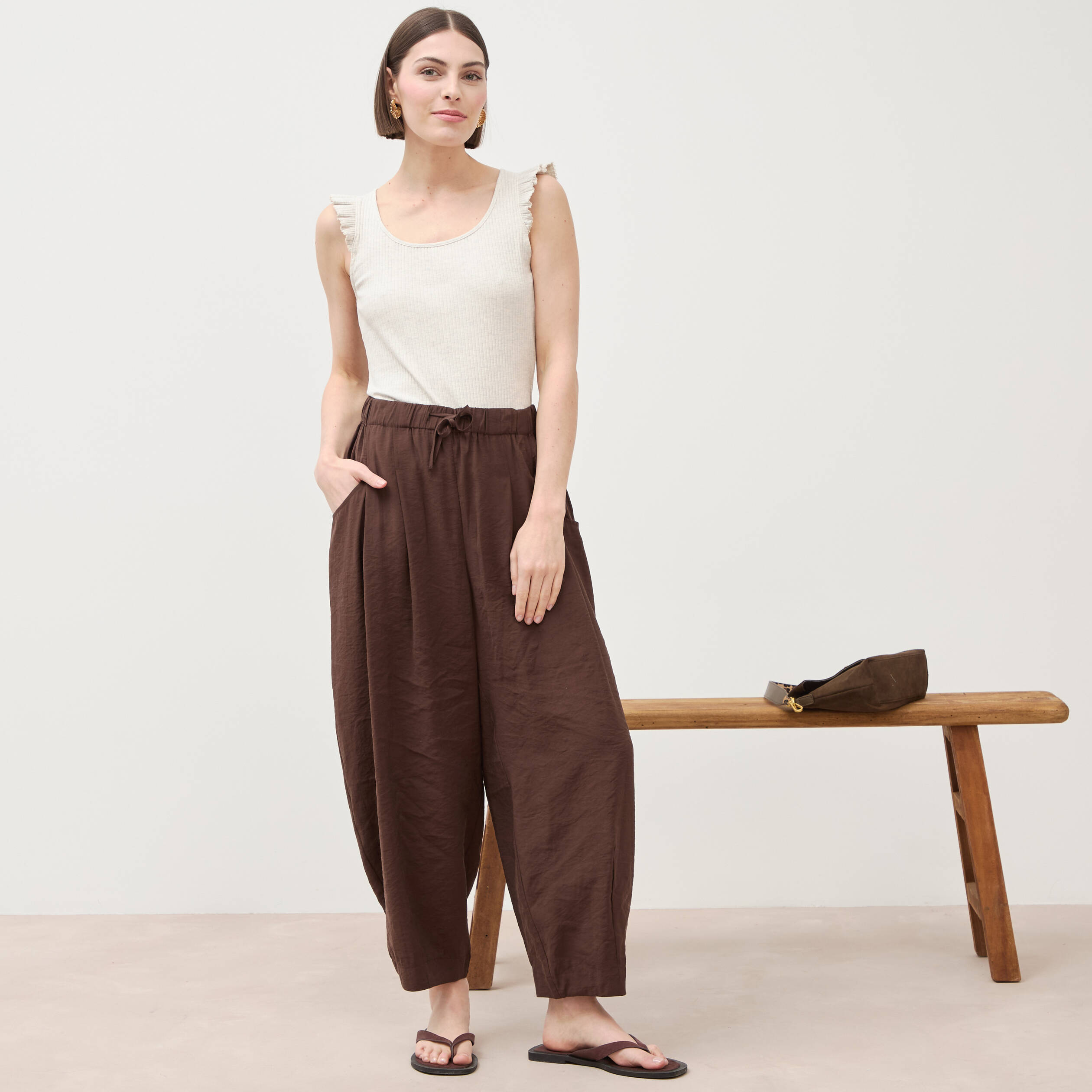 Pantalon loose taille standard marron fonc&eacute; femme