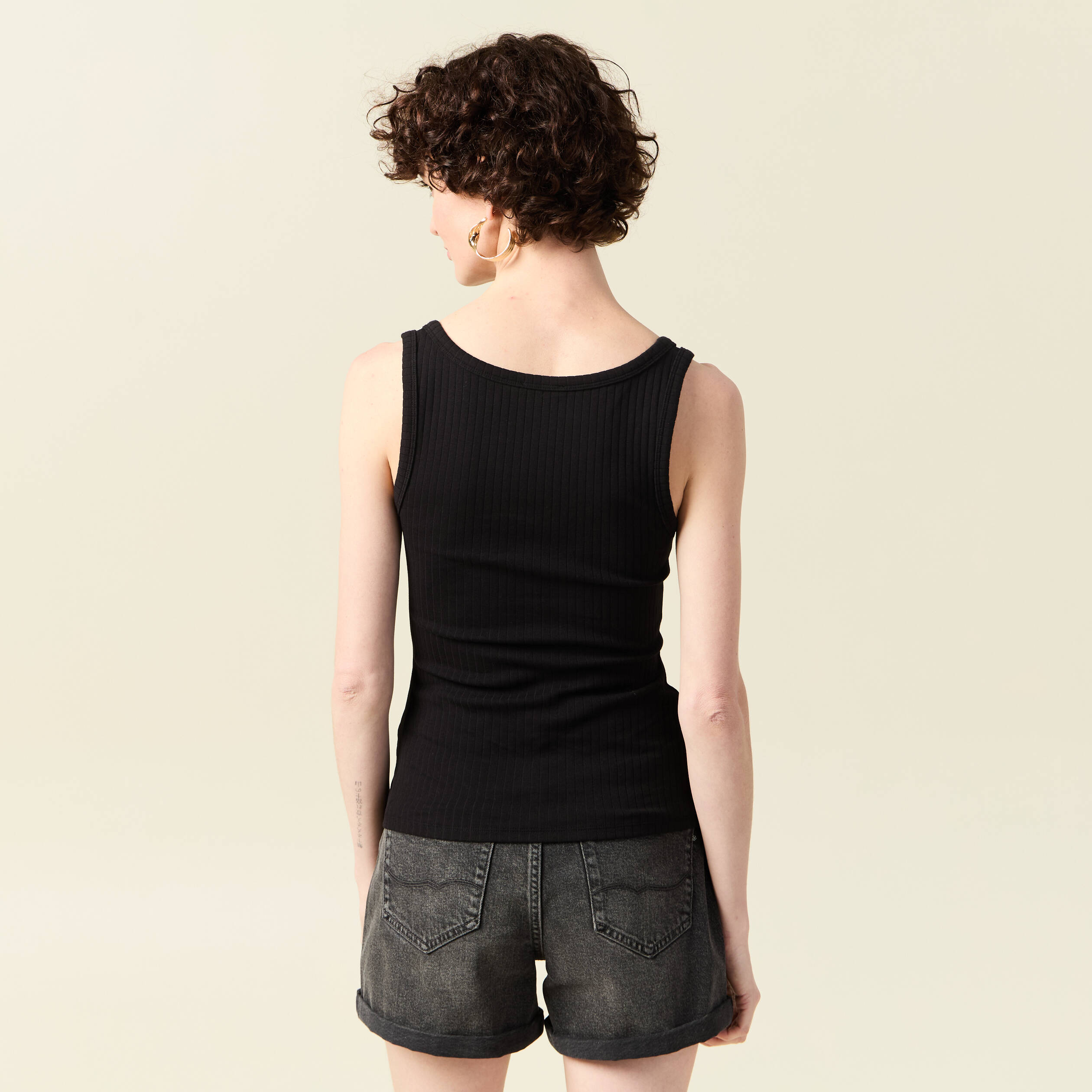 debardeur sans manches noir femme Débardeur sans manches noir femme