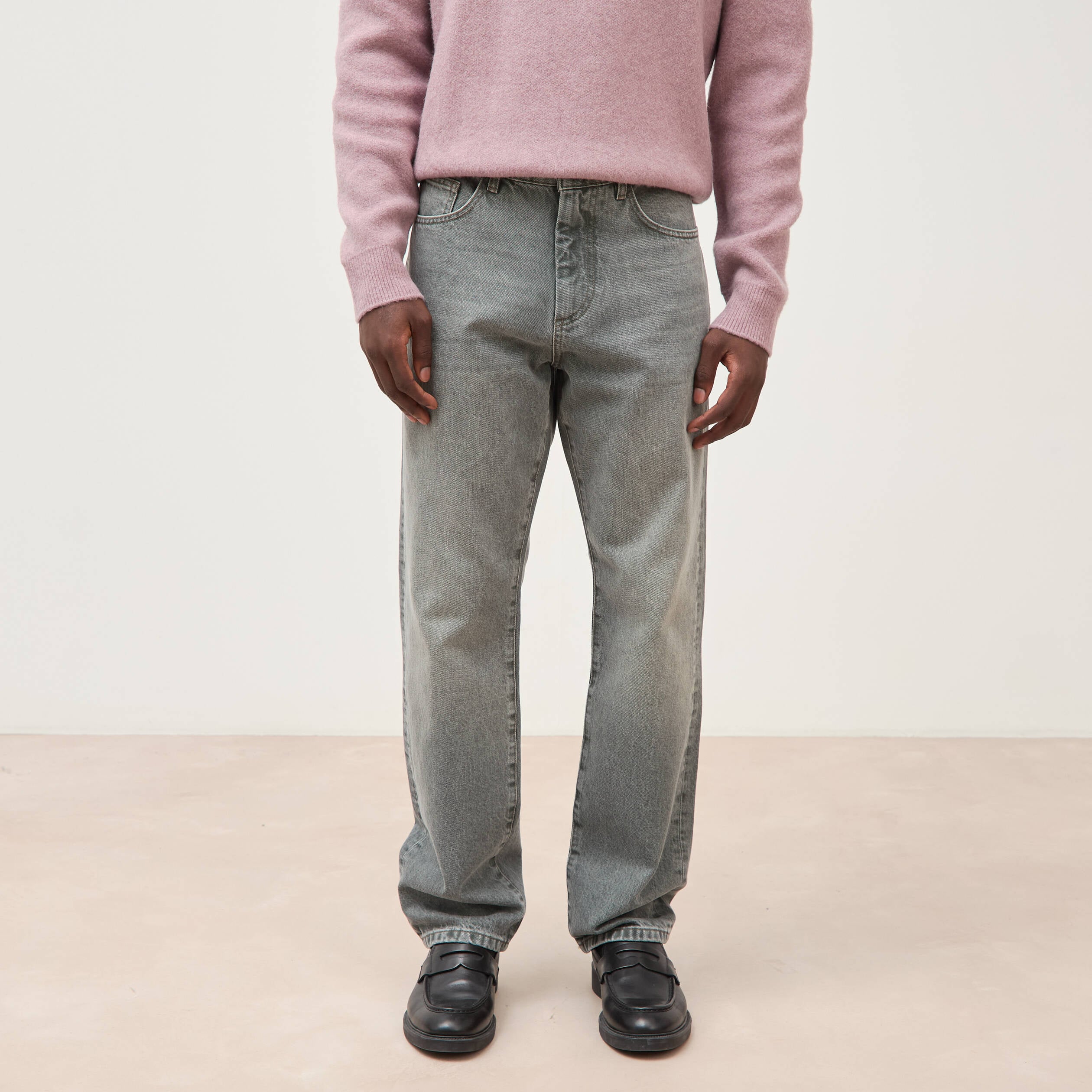 Jeans straight longueur 32 en coton denim gris homme