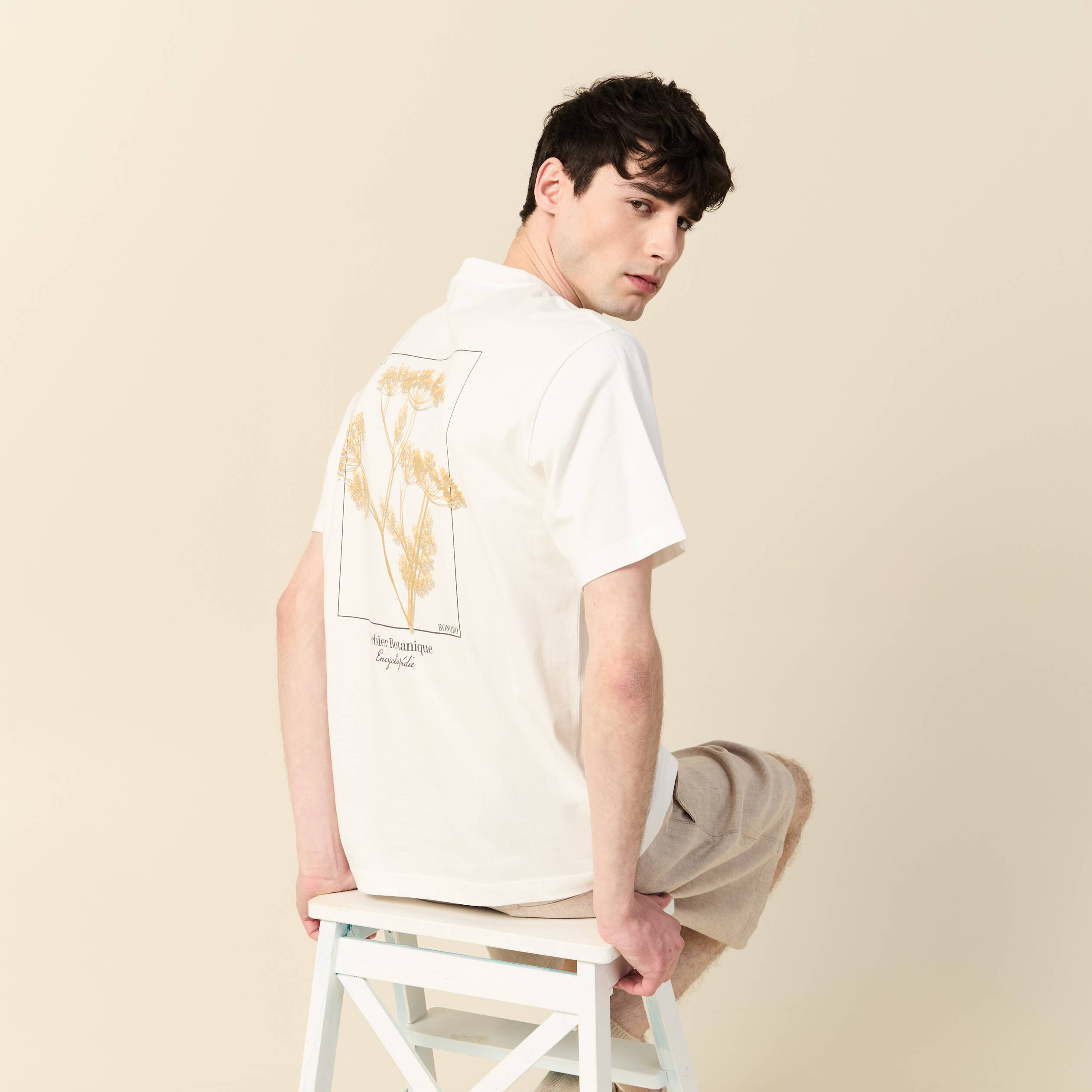 t shirt manches courtes ecru homme T-shirt manches courtes ecru homme