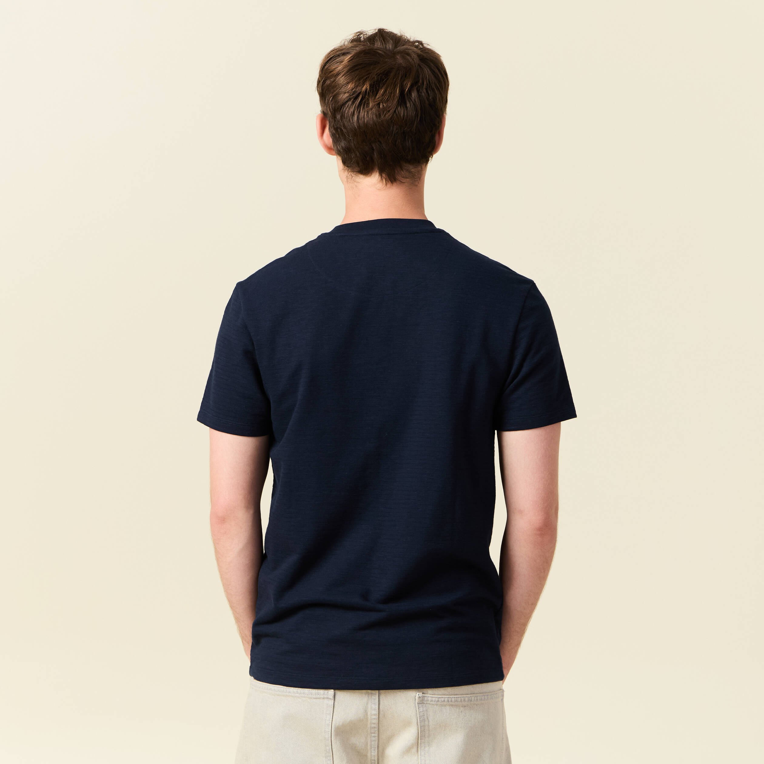 t shirt cintre col rond manches courtes bleu marine homme T-shirt cintré col rond manches courtes bleu marine homme