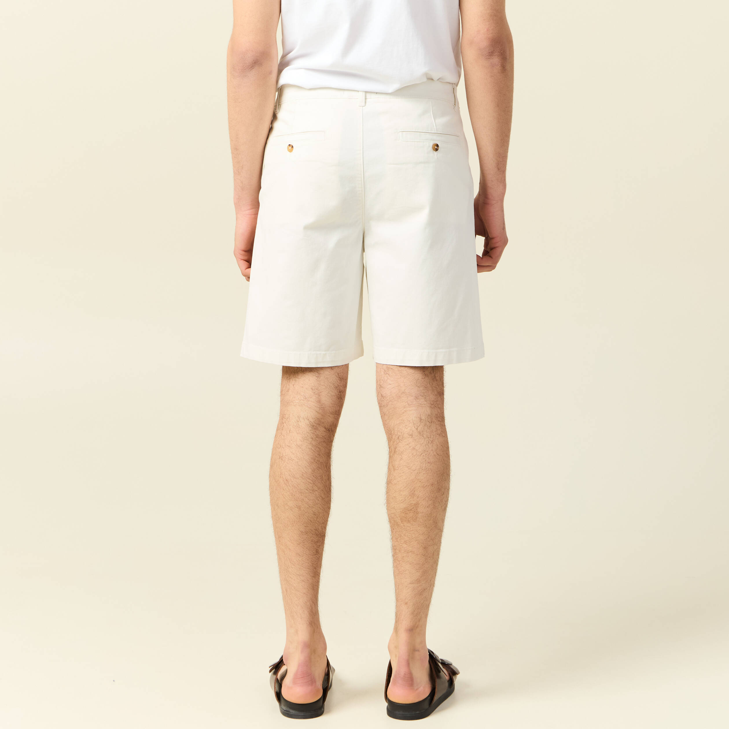 bermuda droit avec pinces ecru homme Bermuda droit avec pinces ecru homme