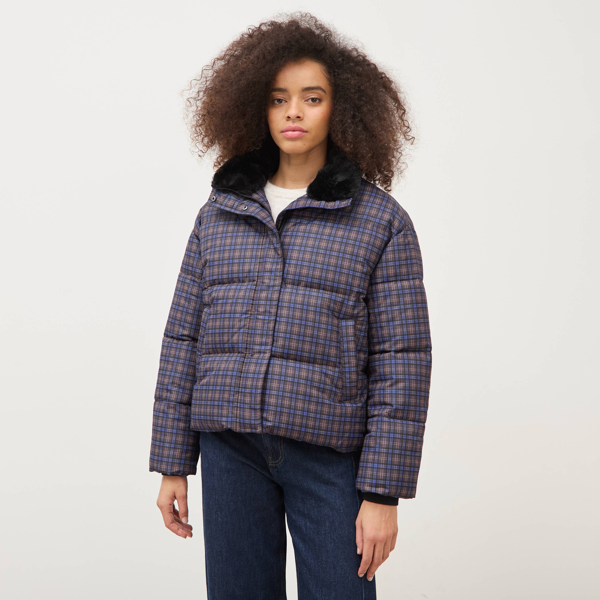 Doudoune droite courte col montant marron femme