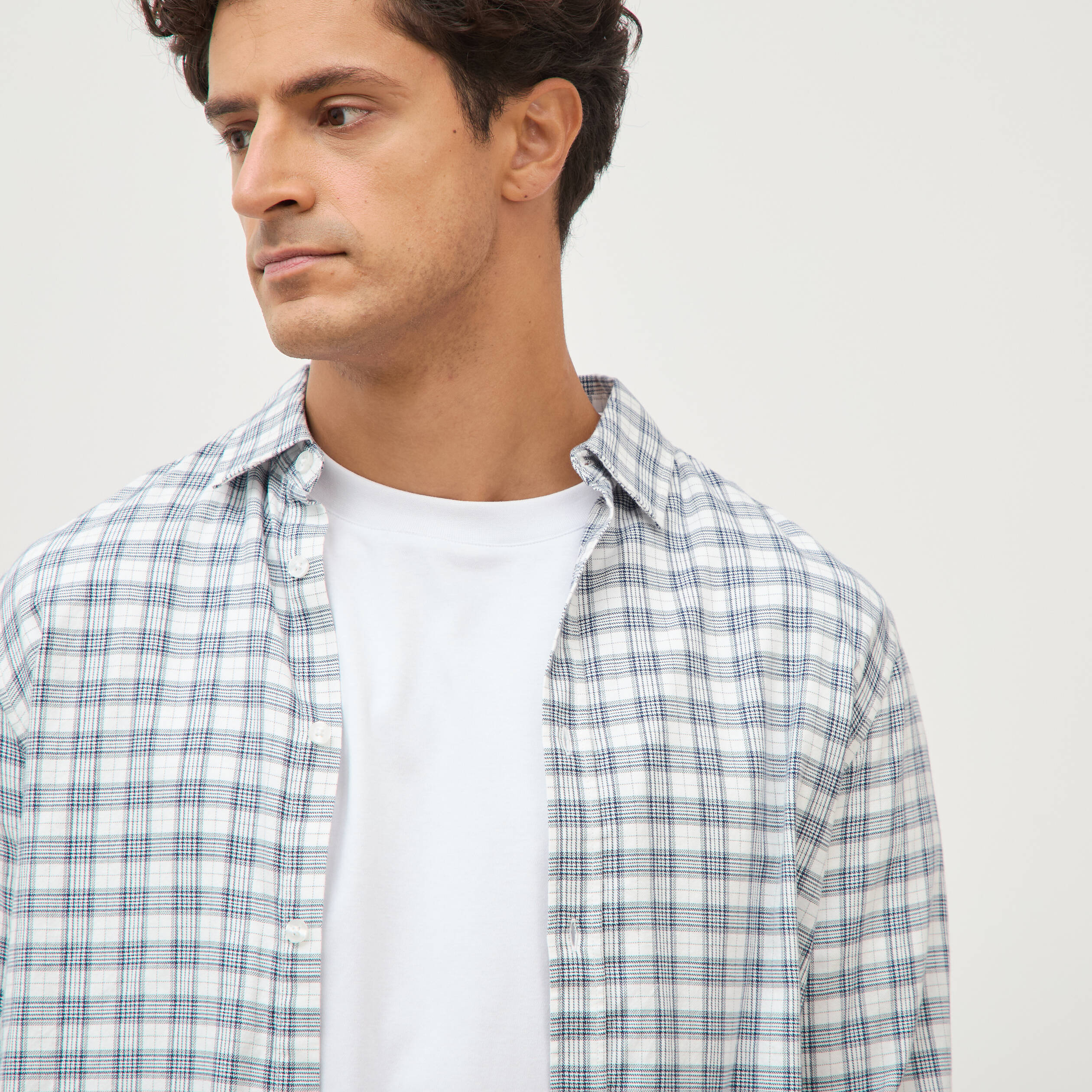 Chemise manches longues bleu fonc&eacute; homme