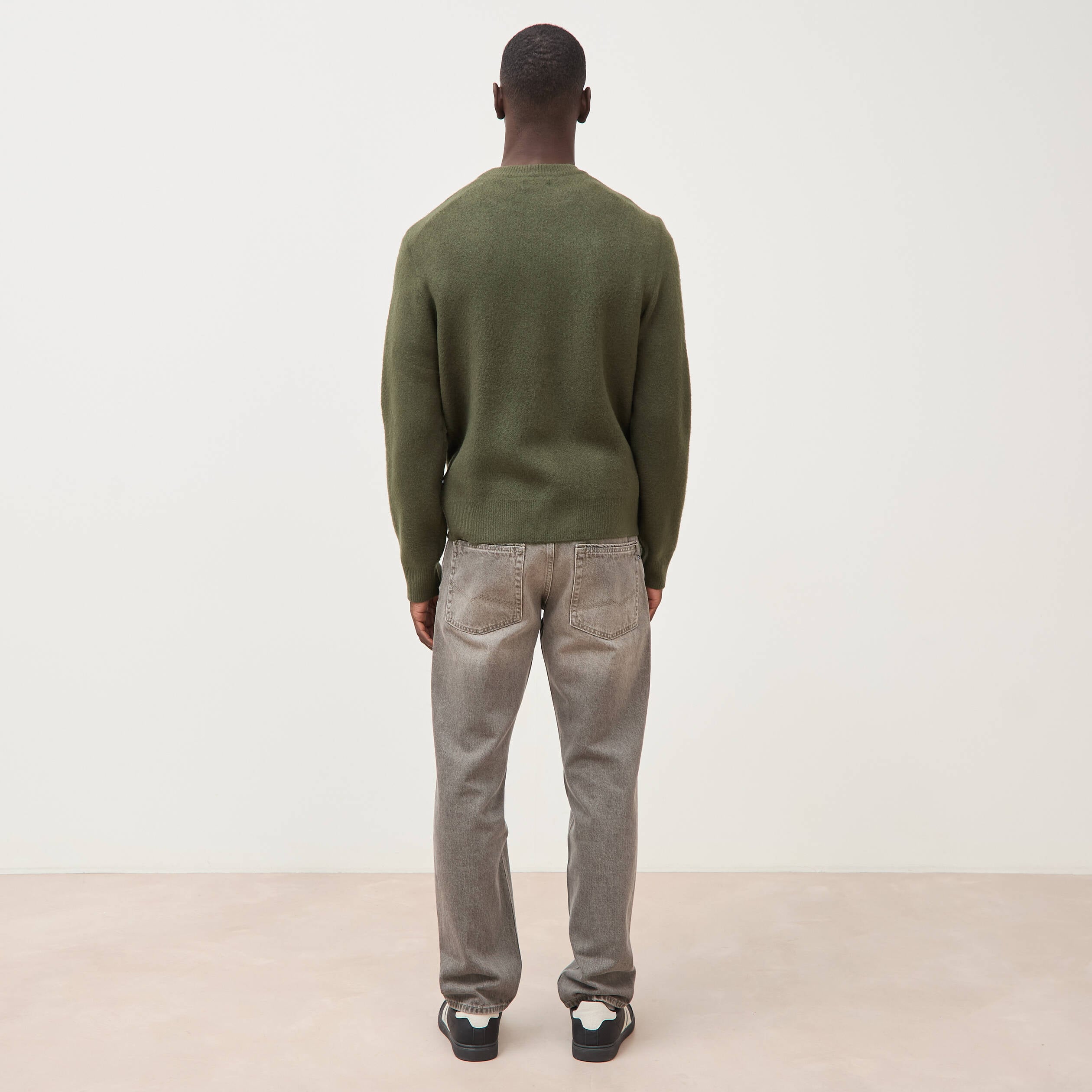 Pull droit col rond manches longues vert kaki homme