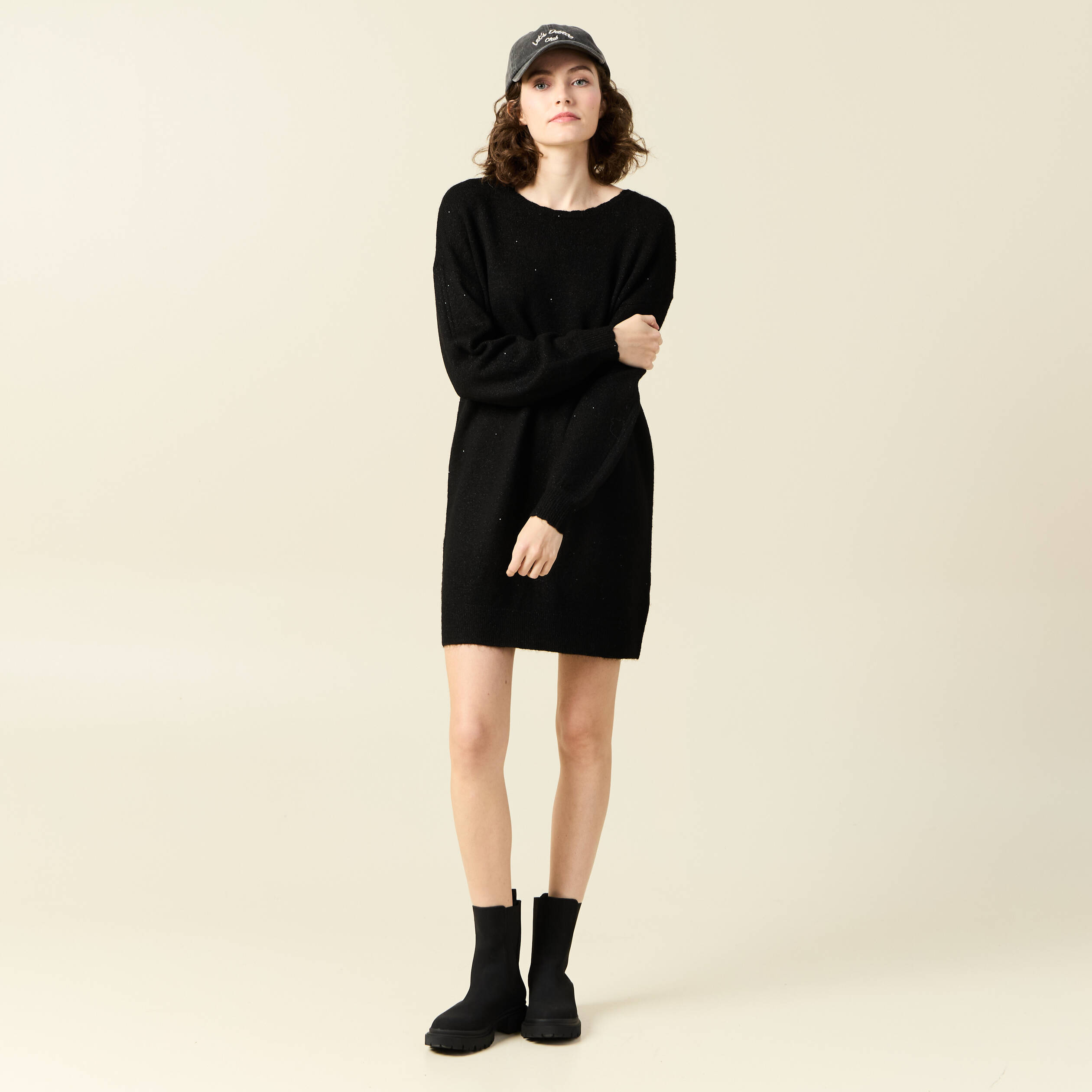 Robe pull droite sequins noir femme