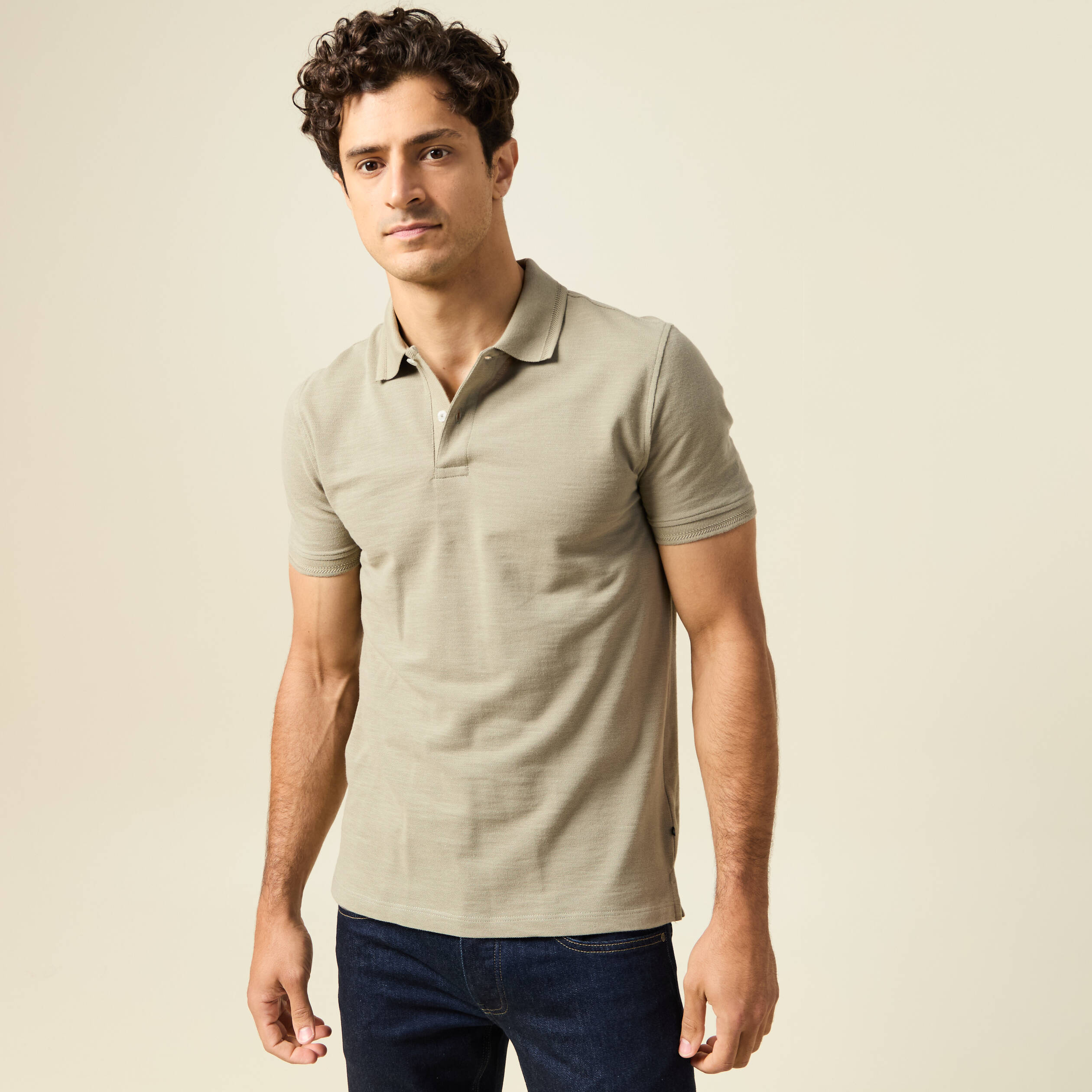 polo cintre manches courtes en coton vert kaki homme Polo cintré manches courtes en coton vert kaki homme