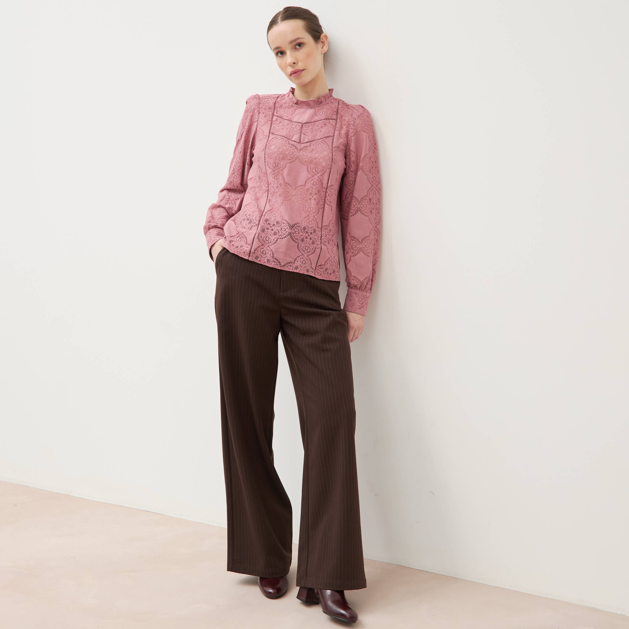 Pantalon large taille haute fluide marron fonc&eacute; femme