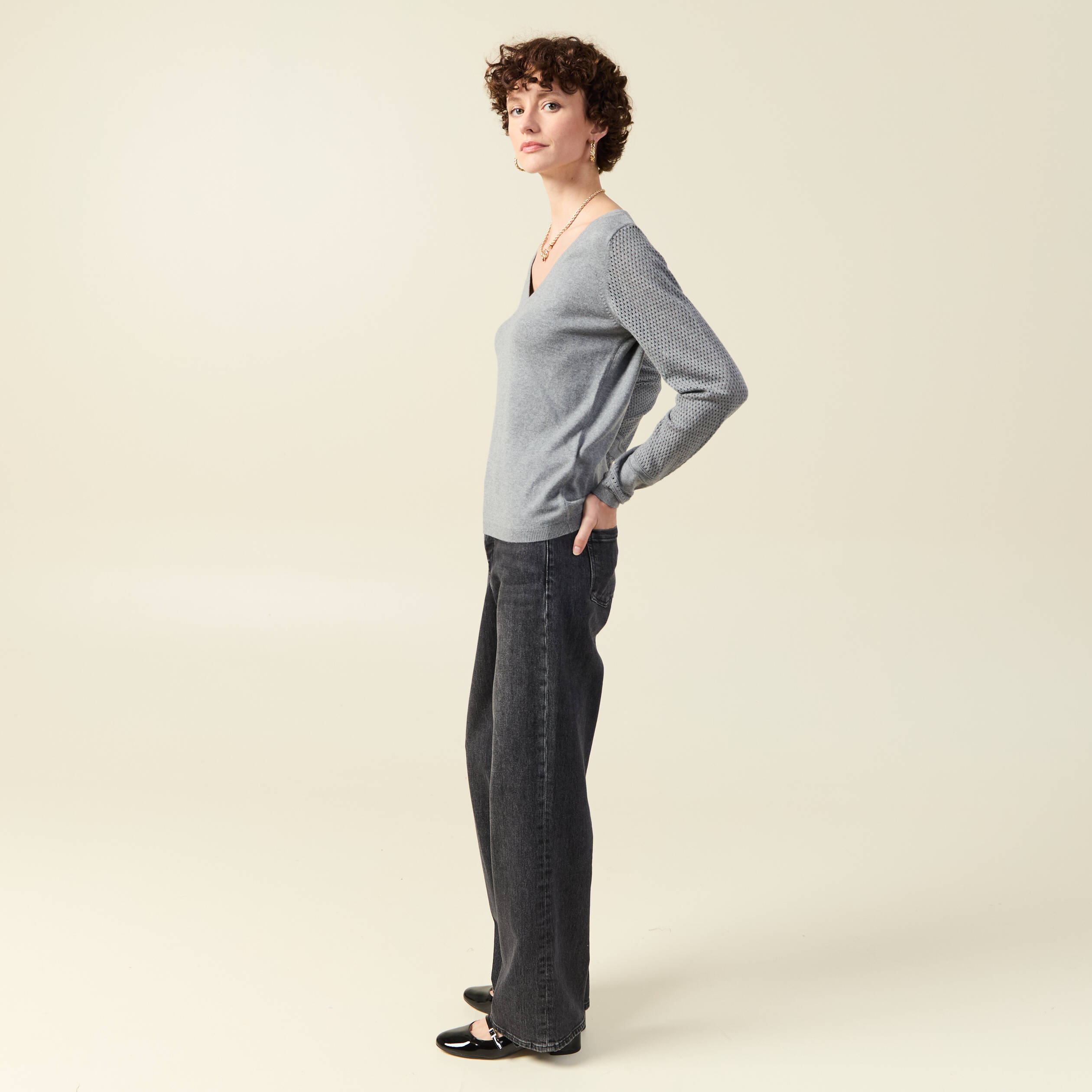 pull a manches longues gris fonce femme Pull à manches longues gris foncé femme
