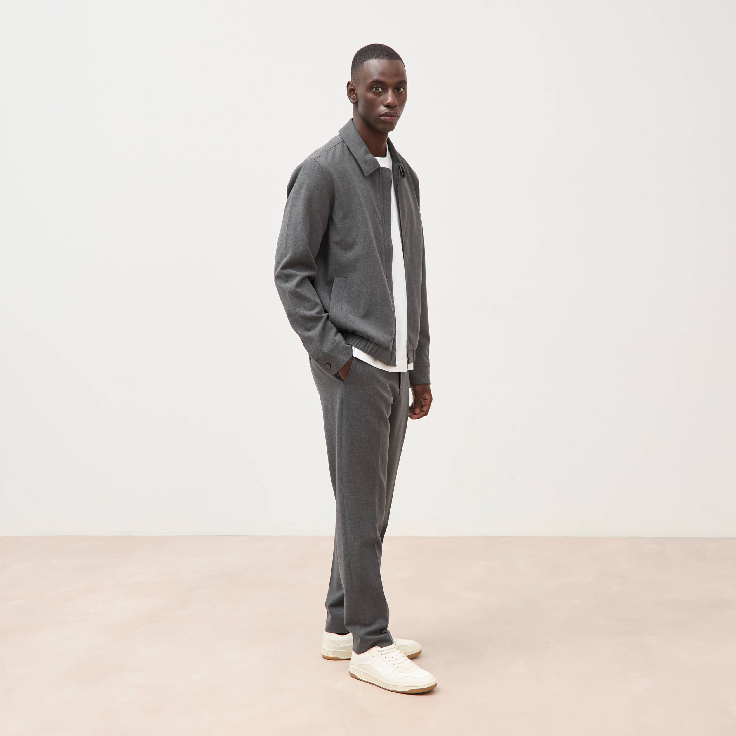Blouson manches longues doubl&eacute; gris fonc&eacute; homme